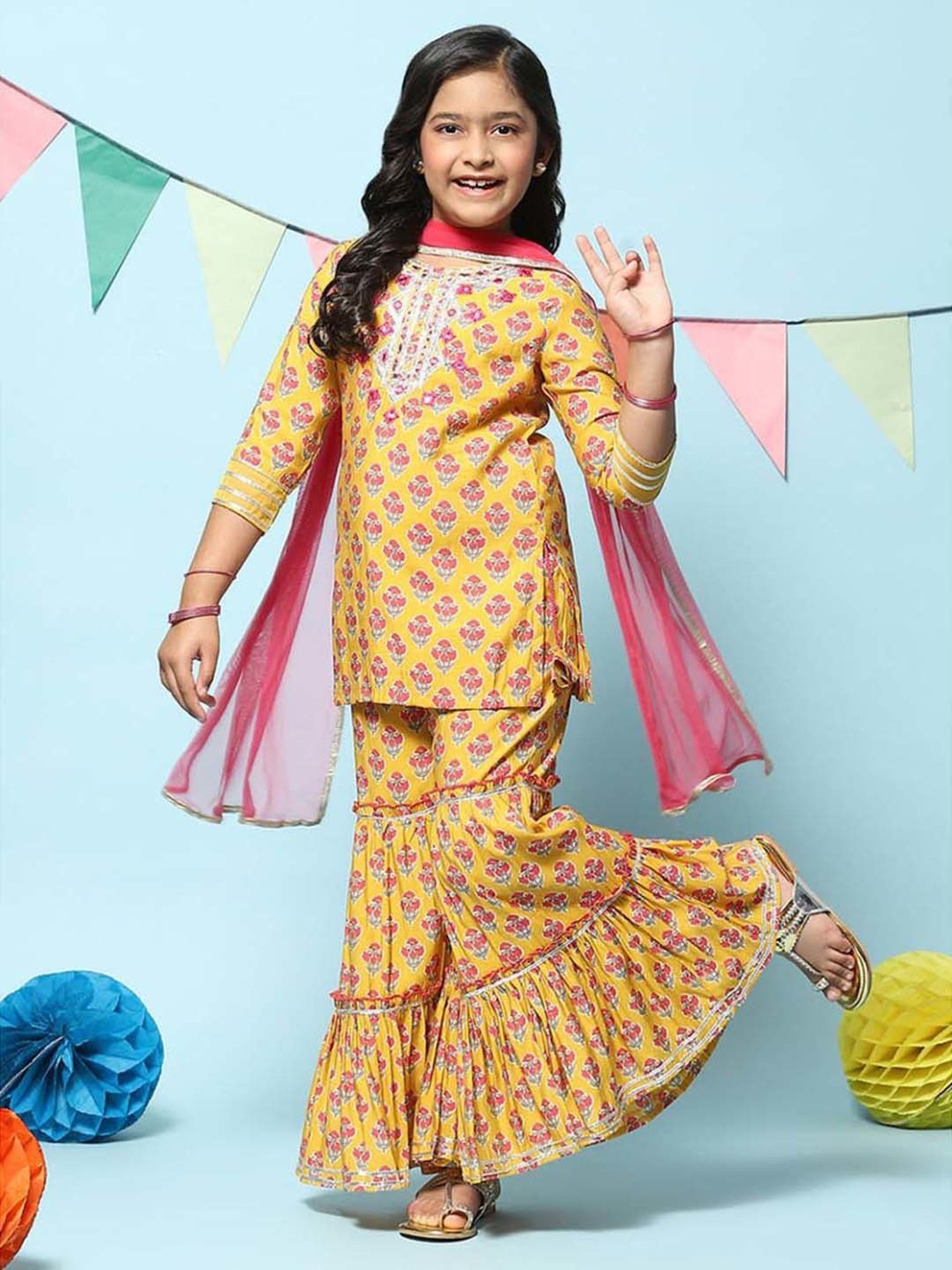 BIBA Girls Kids Yellow & Pink Floral Print Kurta Set
