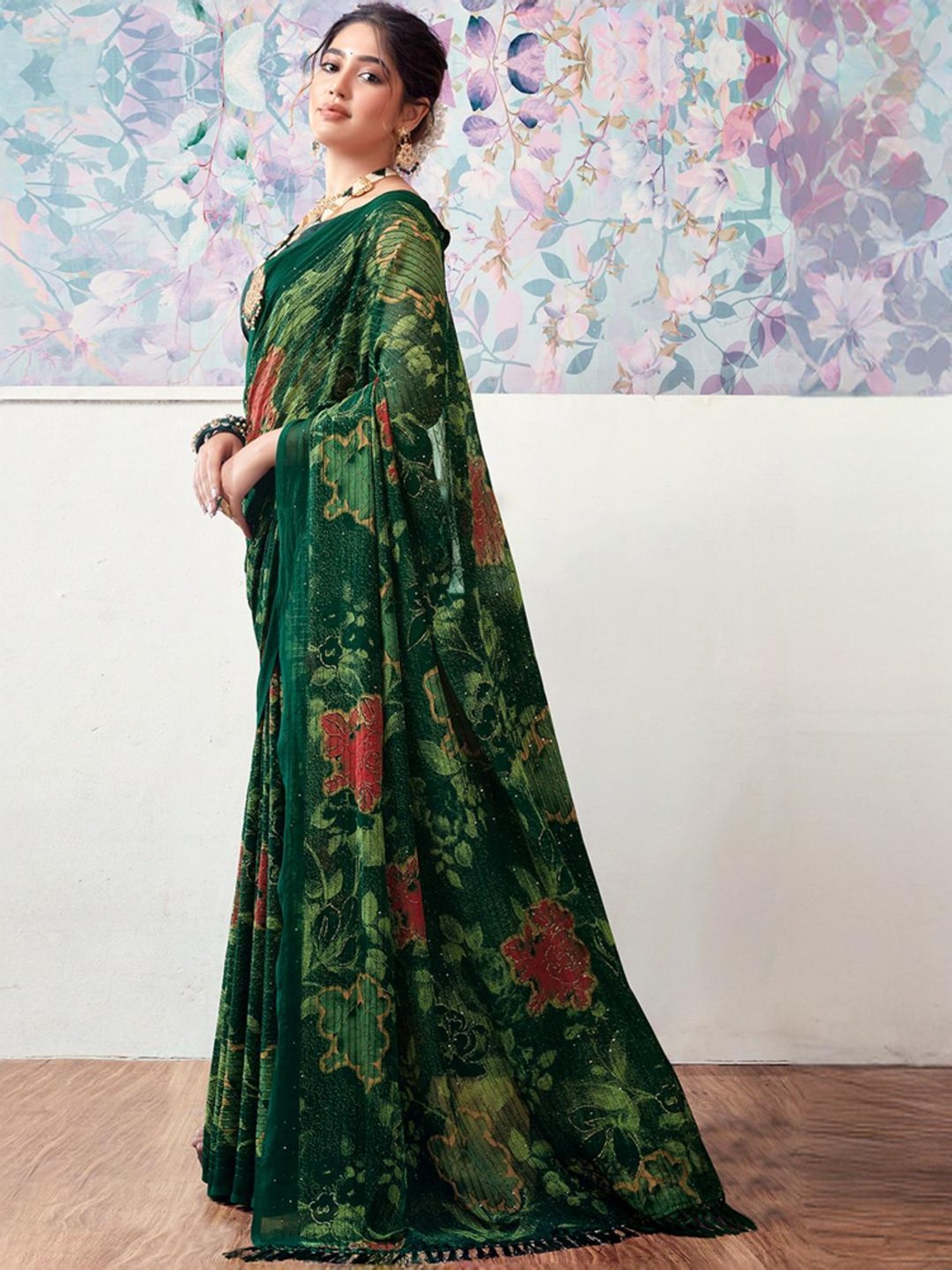Satrani Green Floral Print Saree With Unstitched Blouse