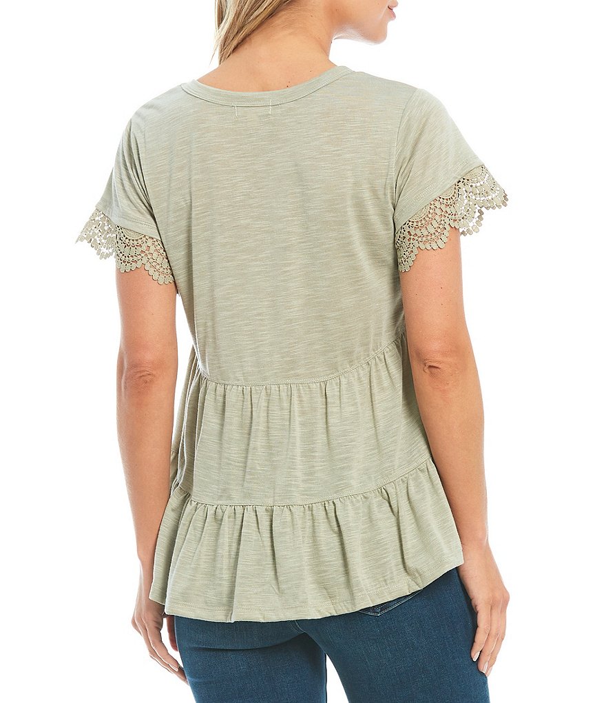 One World Apparel Slub Knit Scoop Neck Short Sleeve Tiered Hi-Low Babydoll Top