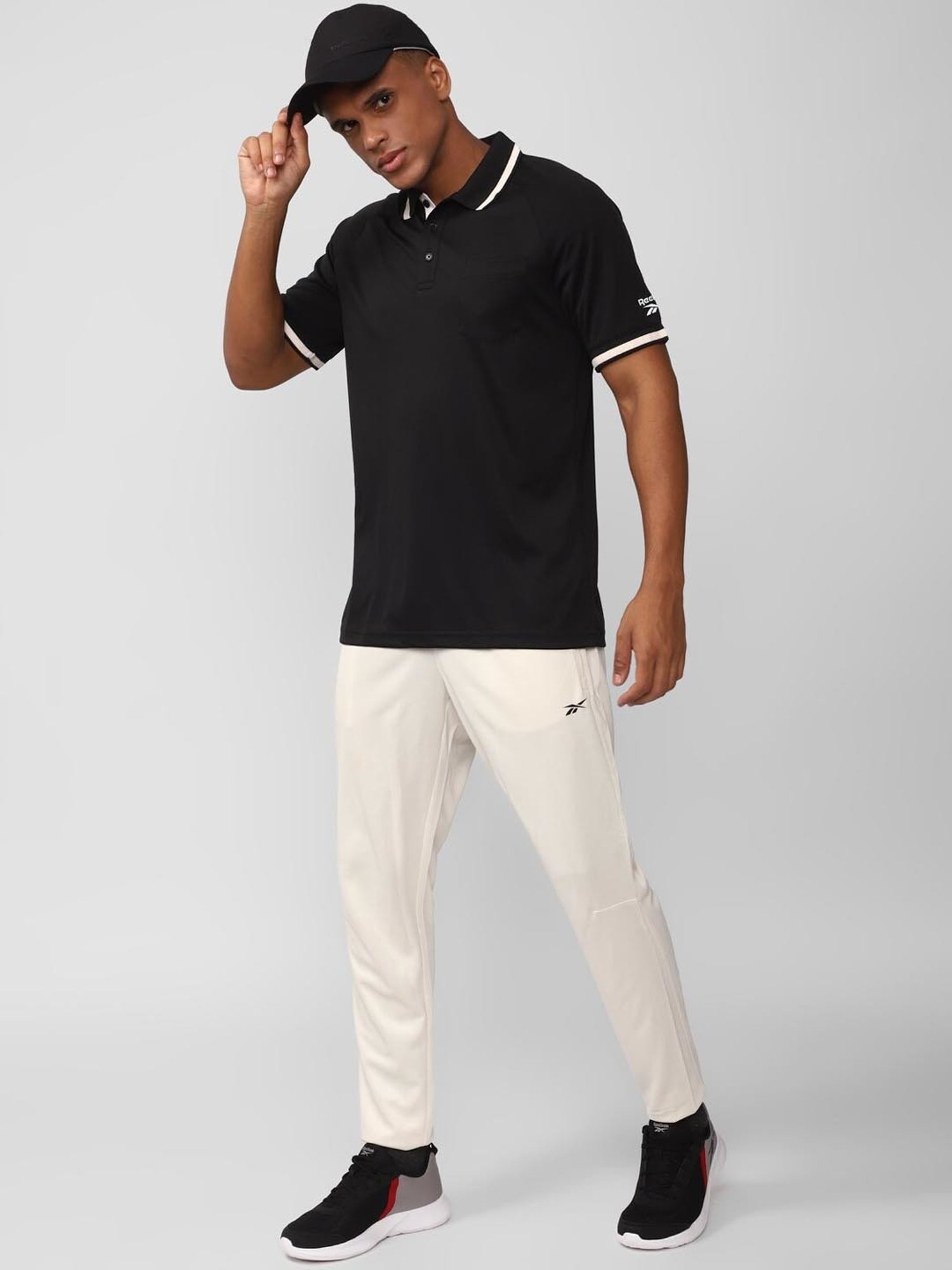 Reebok Black Slim Fit Printed Polo T-Shirt
