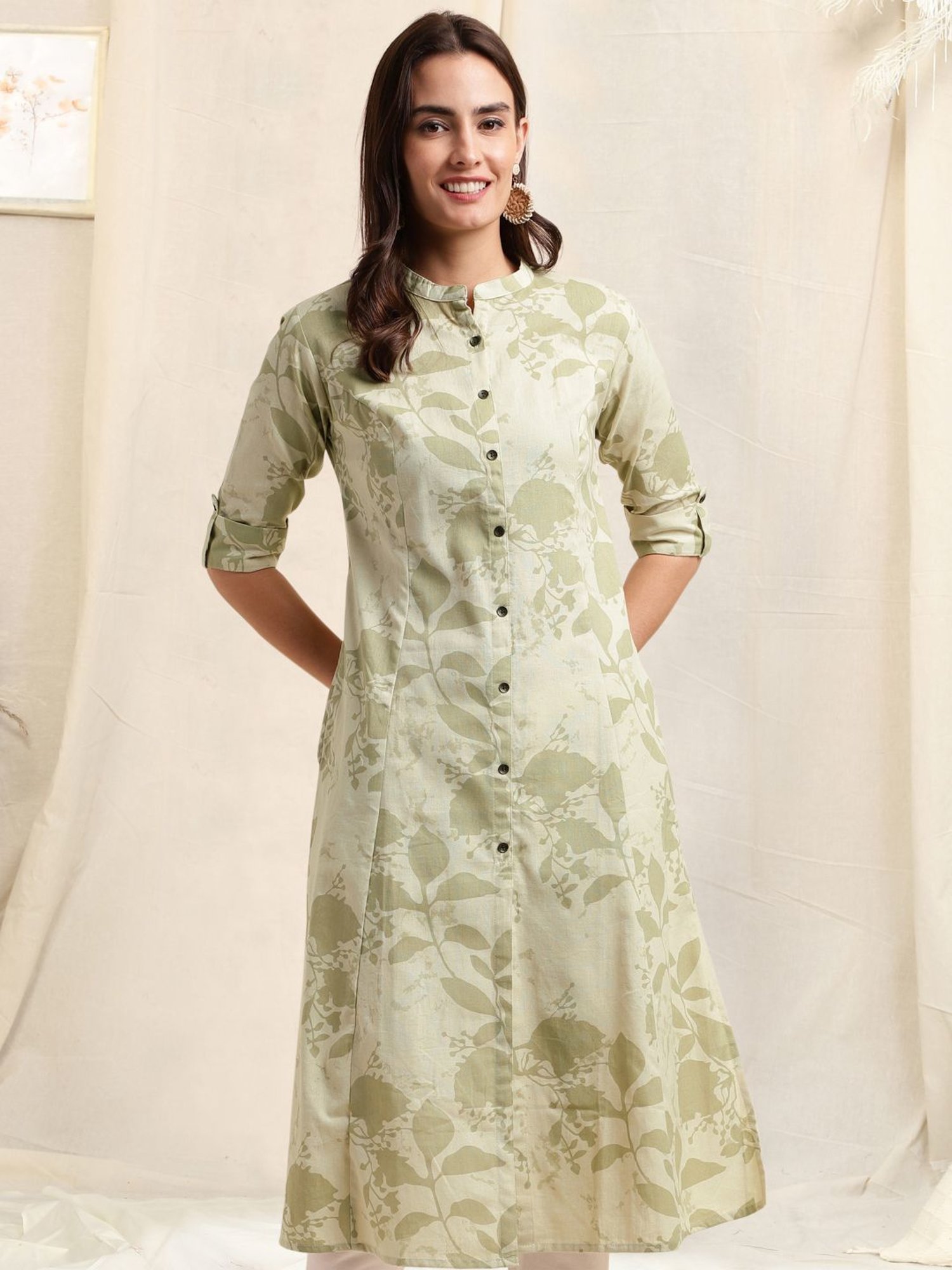MIRCHI FASHION Beige Cotton Floral Print Straight Kurta