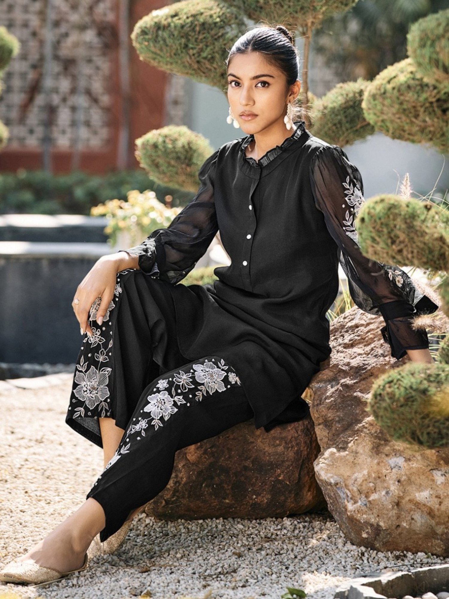 Autumnlane Alice Black Applique & Embroidery Tunic With Pant