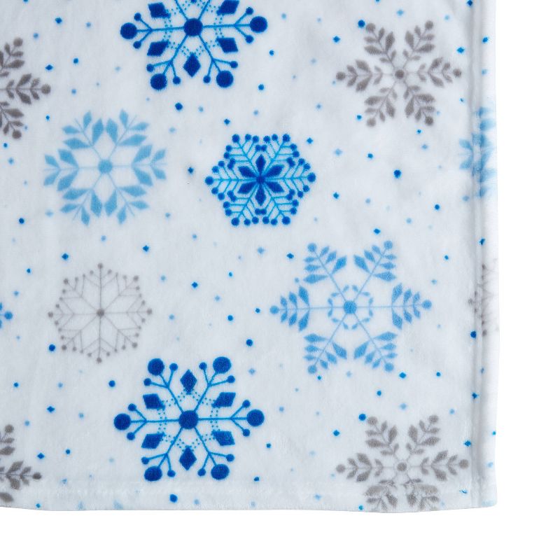 50"x60" Snowflake Printed Throw Blanket Blue - VCNY