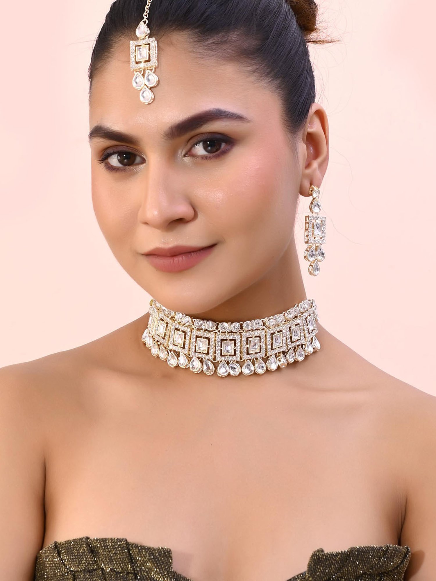 VOJ Silver Plated Stone Studded Designer Necklace with Earrings and Mangtikka for Women