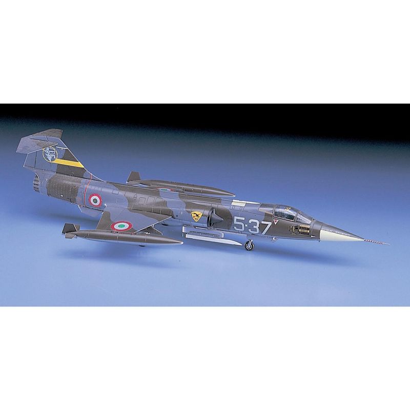 Hasegawa F-104S/F-104G Starfighter Italian Luftwaffe Fighter 1/72 Scale Model Kit