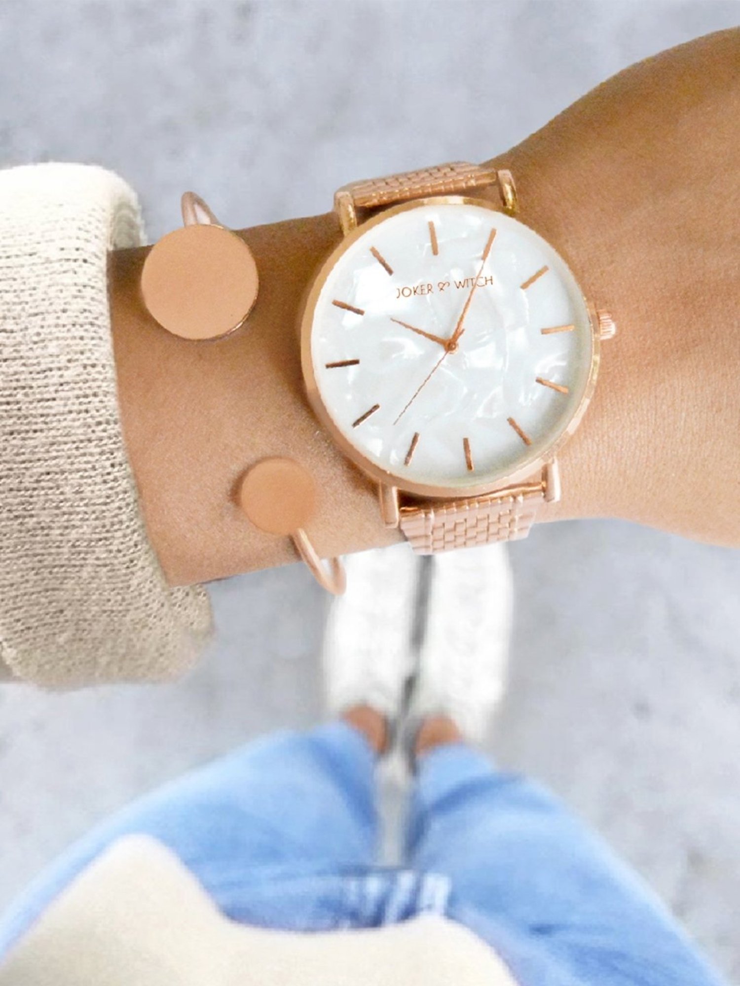 Joker & WItch JWBS83 Analog Watch for Women With Bracelet