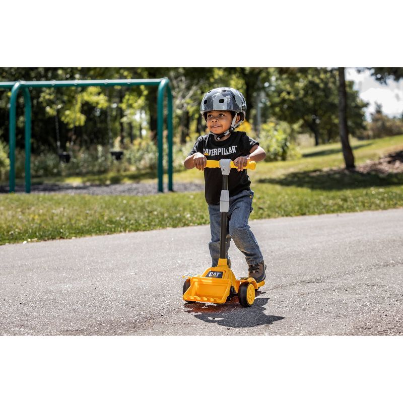 Kid Trax CAT 3 Wheel Kick Scooter - Yellow
