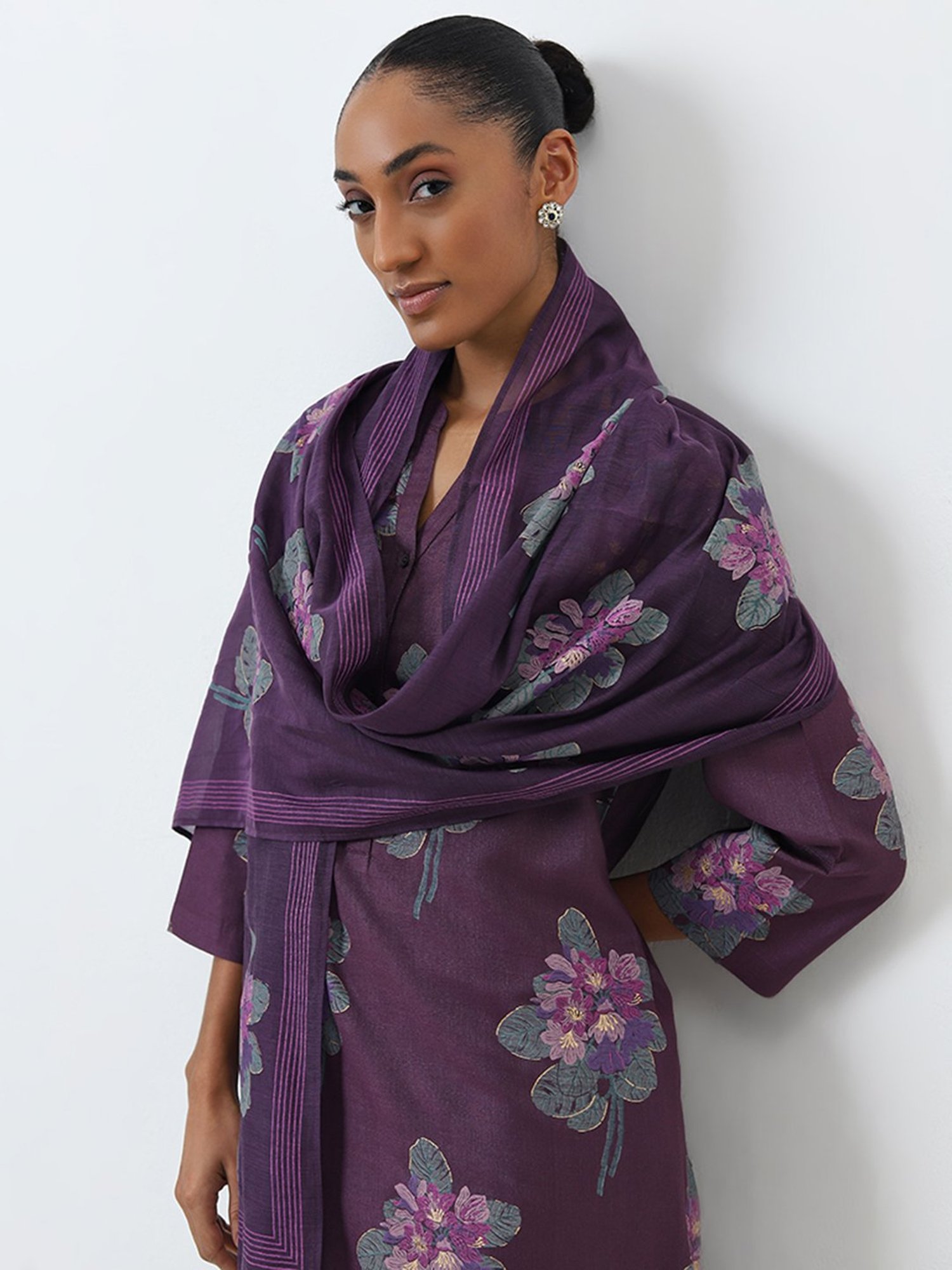 Zuba by Westside Purple Floral Printed Stole