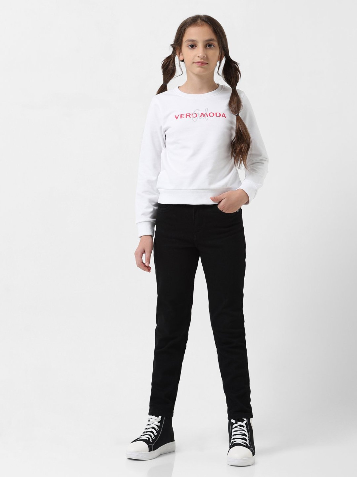 VERO MODA GIRL White Printed Full Sleeves Sweatshirt