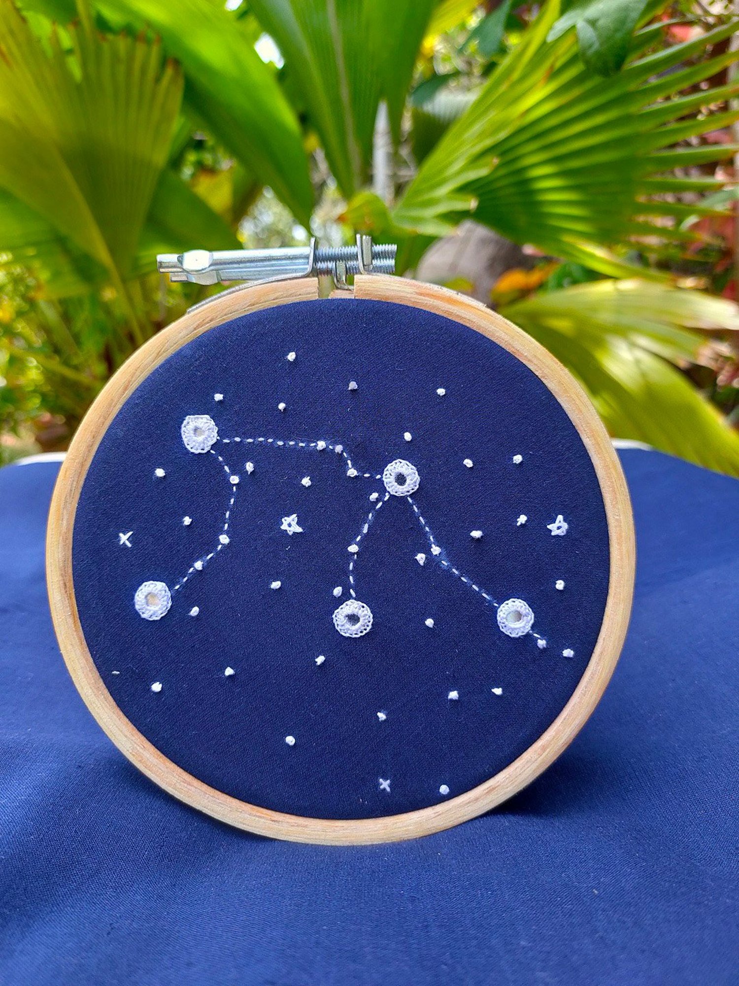 Okhai Wanderlust Hand Embroidered Hoop - Set of 1