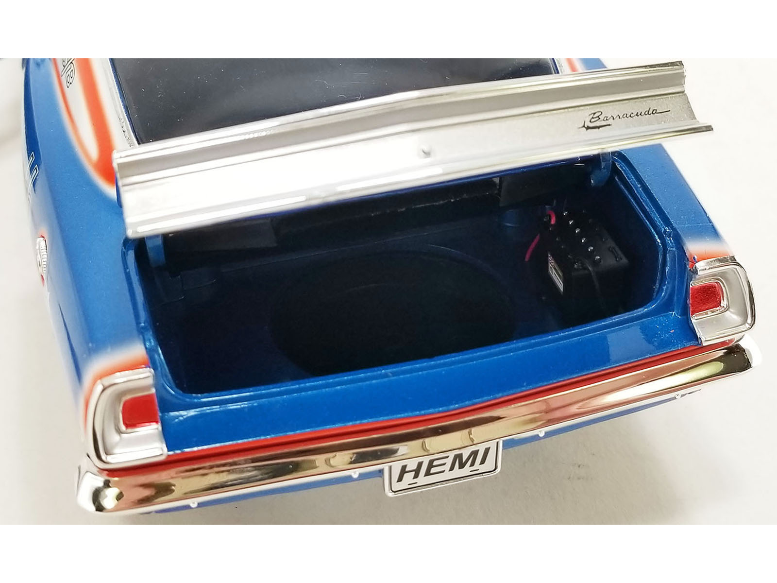 1959 Plymouth Savoy Sedan Powder Blue 1/87 (HO) Scale Diecast Model Car by Oxford Diecast