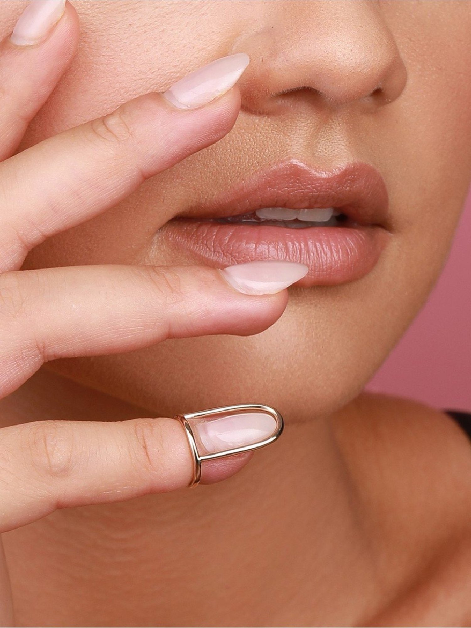 Sohi Gold-Plated Statement Finger Ring