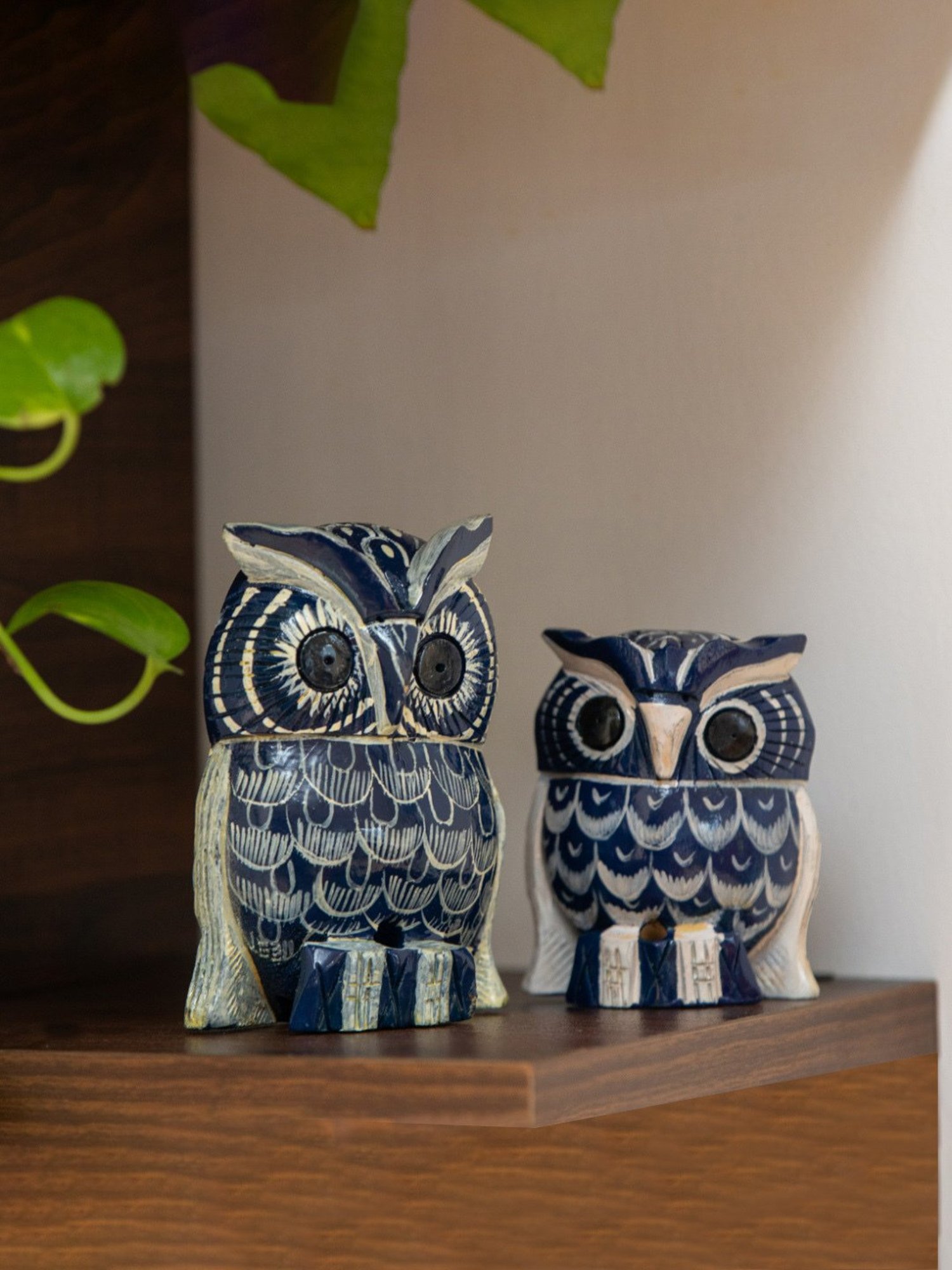ExclusiveLane Hand-painted Blue & Off-White Eucalyptus Wood The Resting Owl Showpiece - Set of 2