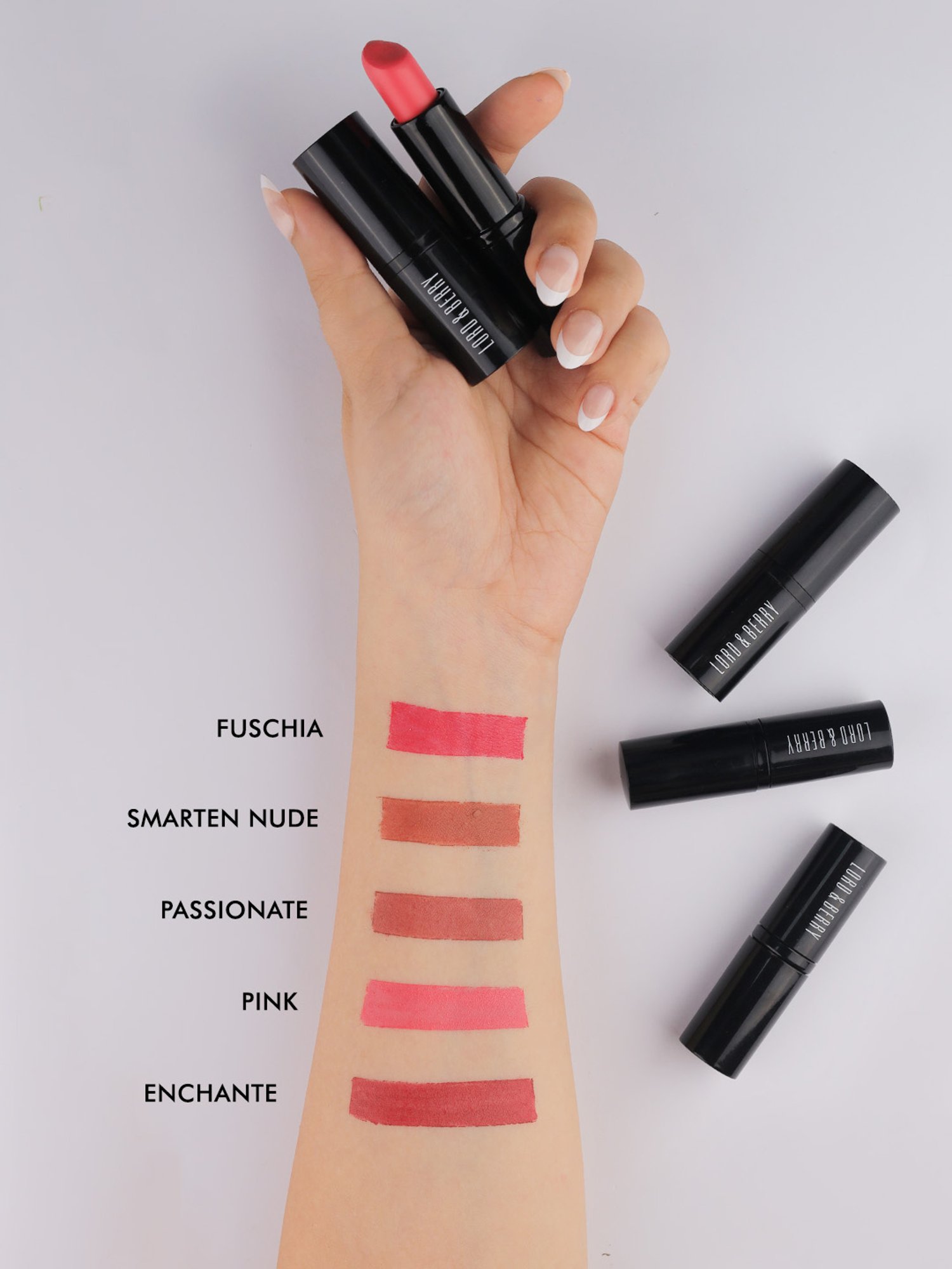 Lord & Berry Vogue Lipstick Enchante - 4 gm