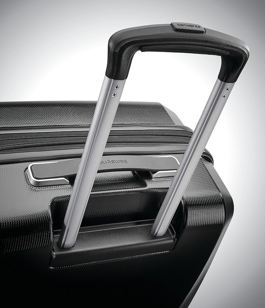 Samsonite Winfield 3 DLX Carry-on Spinner
