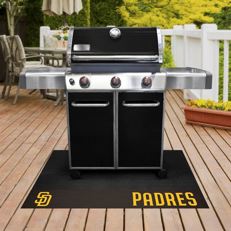 MLB San Diego Padres 26"x42" Grill Mat
