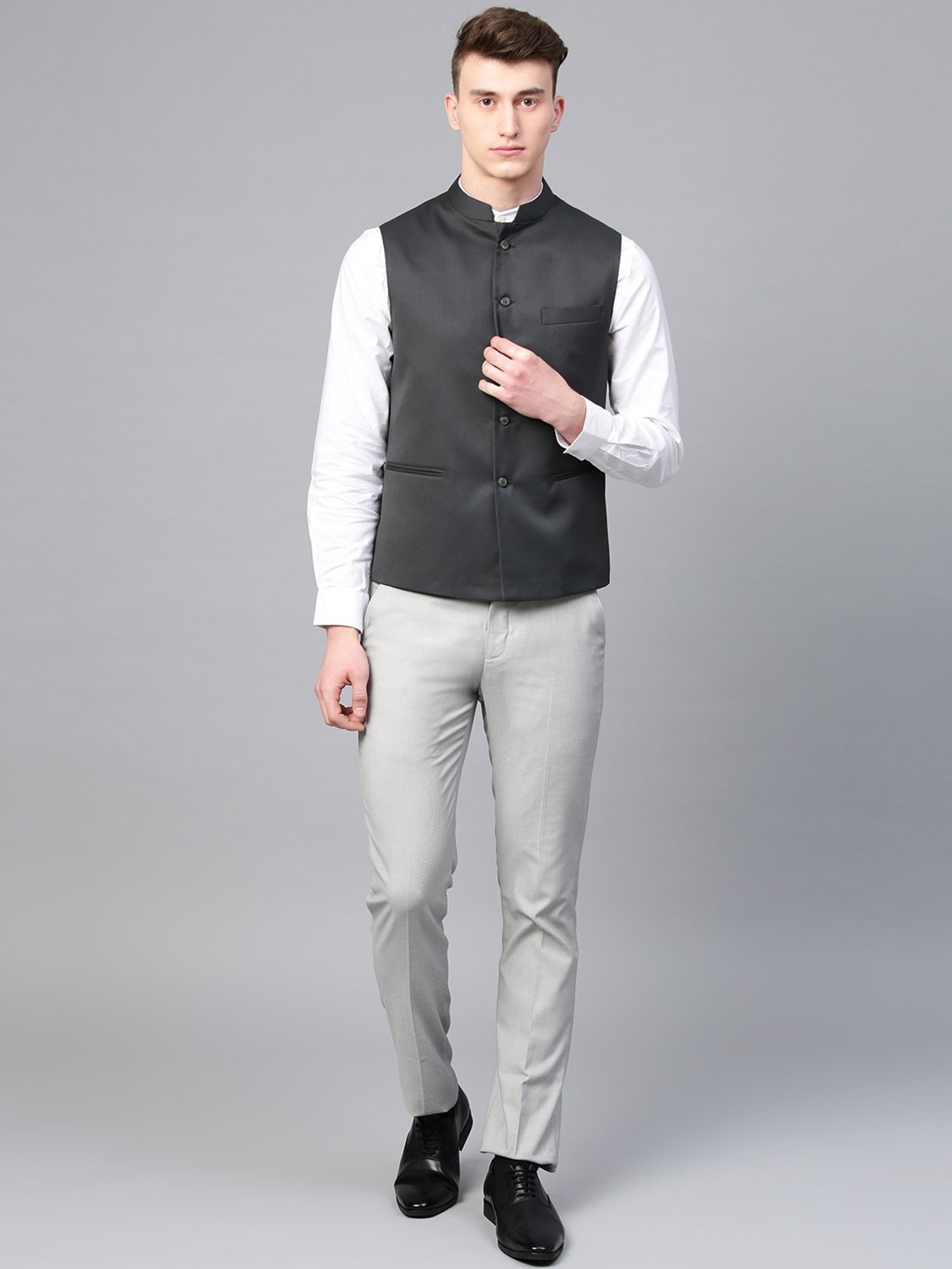 ManQ Dark Grey Sleeveless Waistcoat