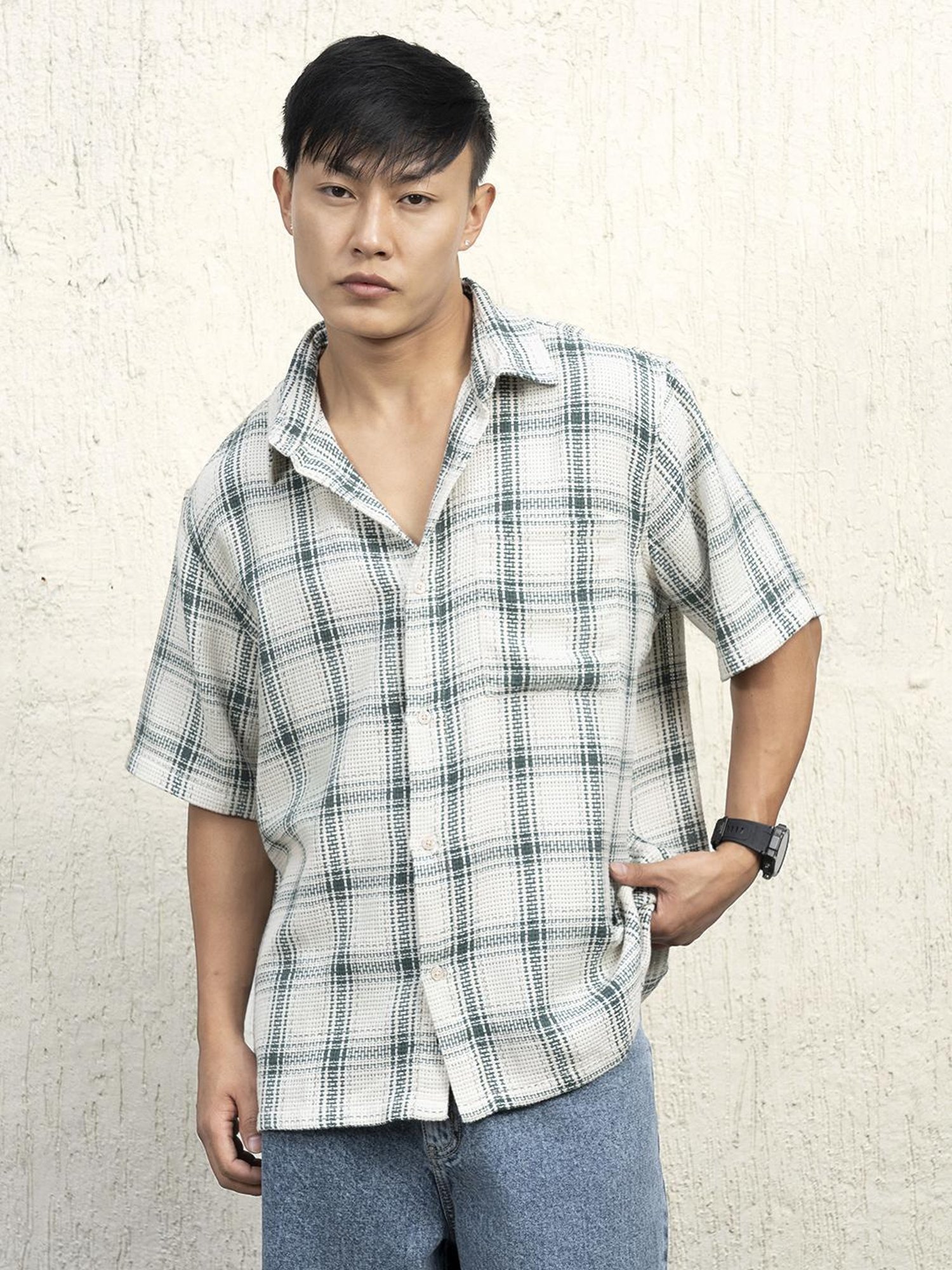 Hubberholme Men Cotton Short Sleeves Oversized Checked Shirt 3