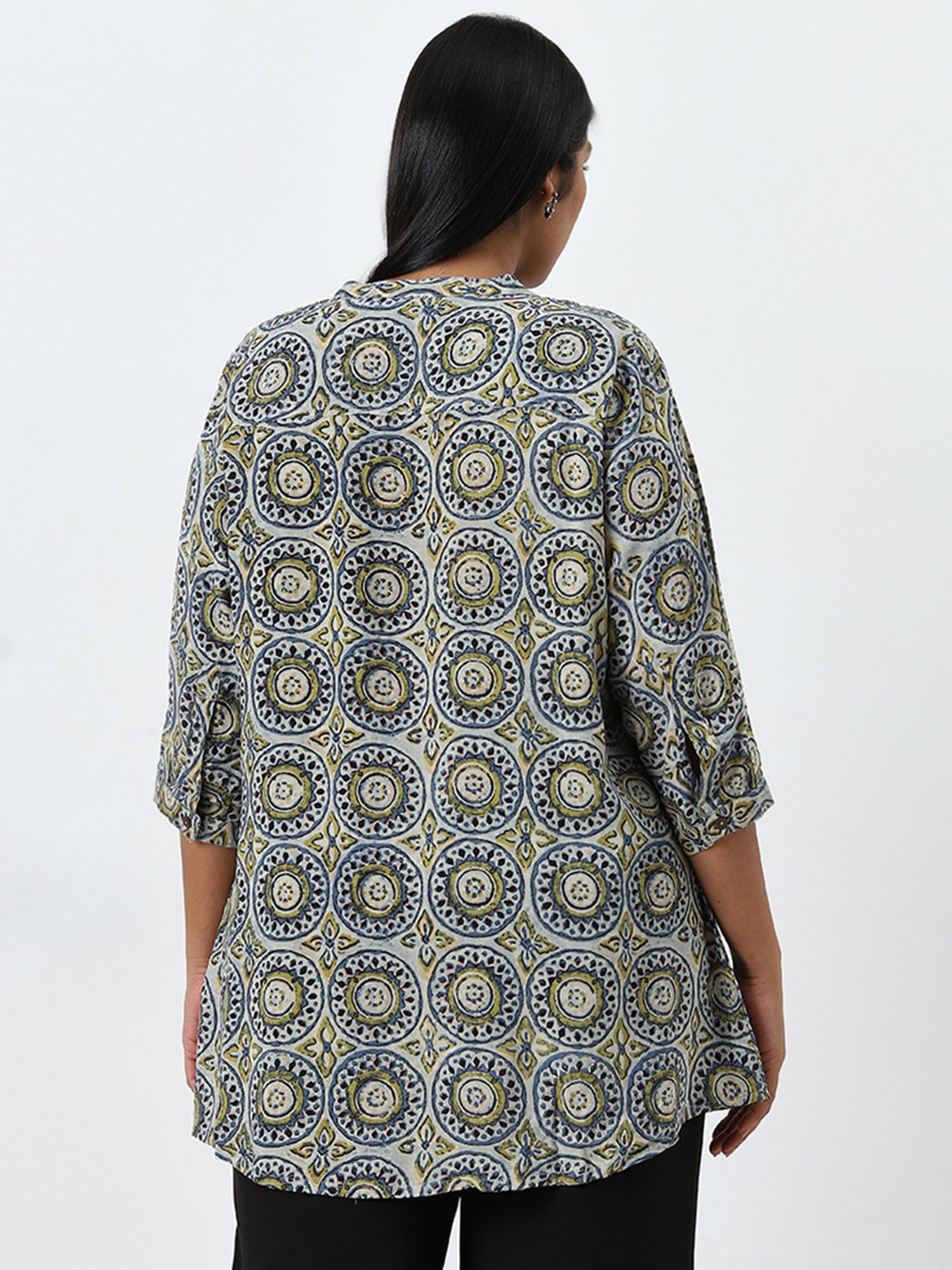 Diza by Westside Blue Geometric Printed Straight Kurti