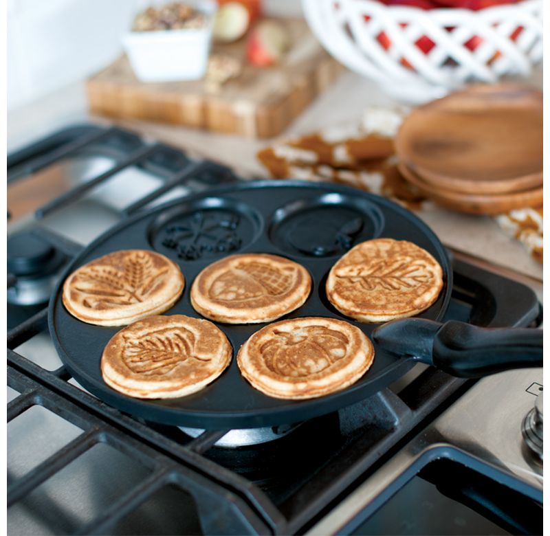 Nordic Ware Autumn Leaves Pancake Pan, Black