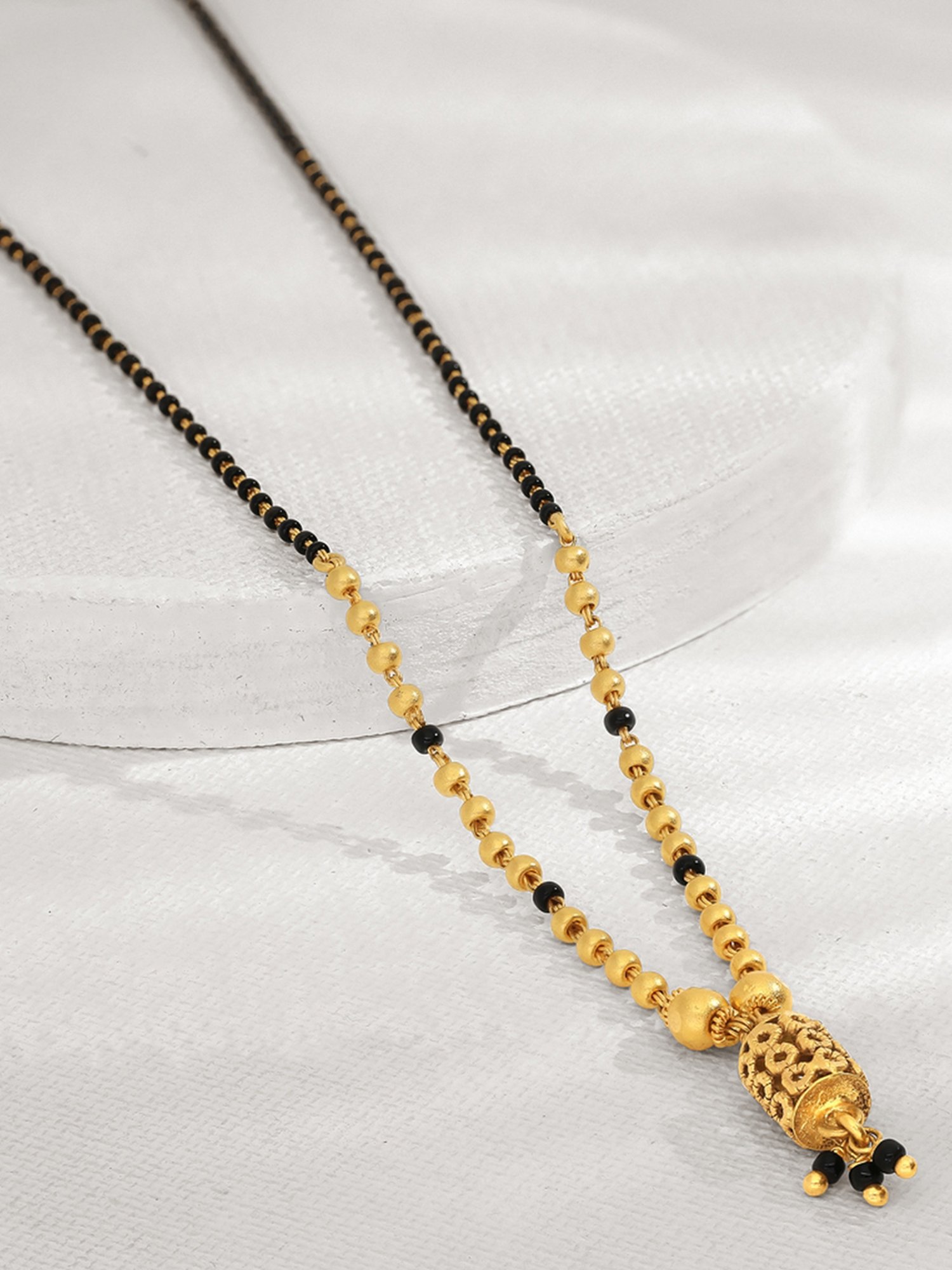 P.N.Gadgil Jewellers Gold Antique Design Mangalsutra For Women