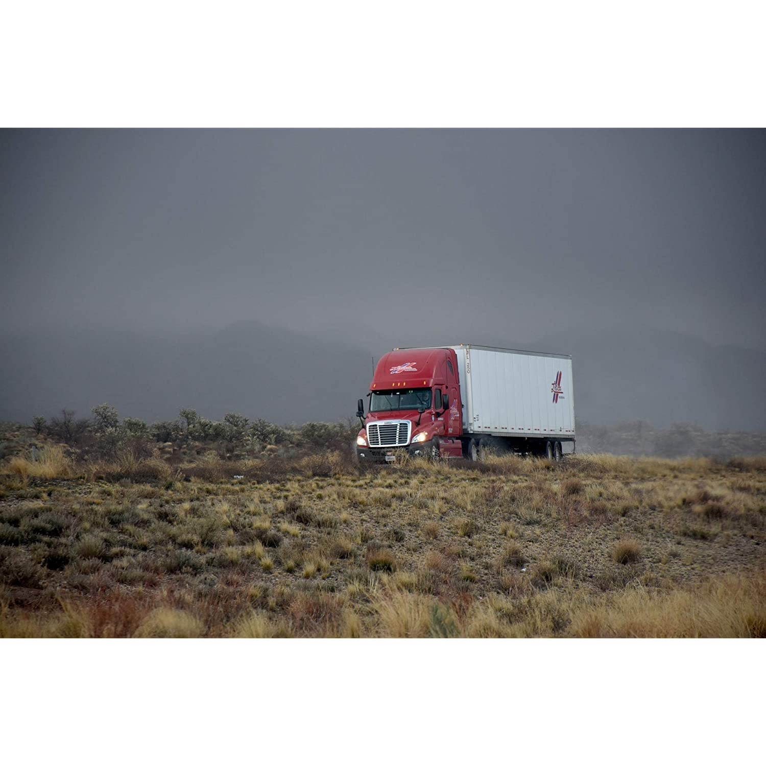 Uniden BC645 4-Pin Microphone Replacement for CB Radios, Comfortable Ergonomic Design, Rugged Construction, Clear Quality Sound, Built for The Professional Driver