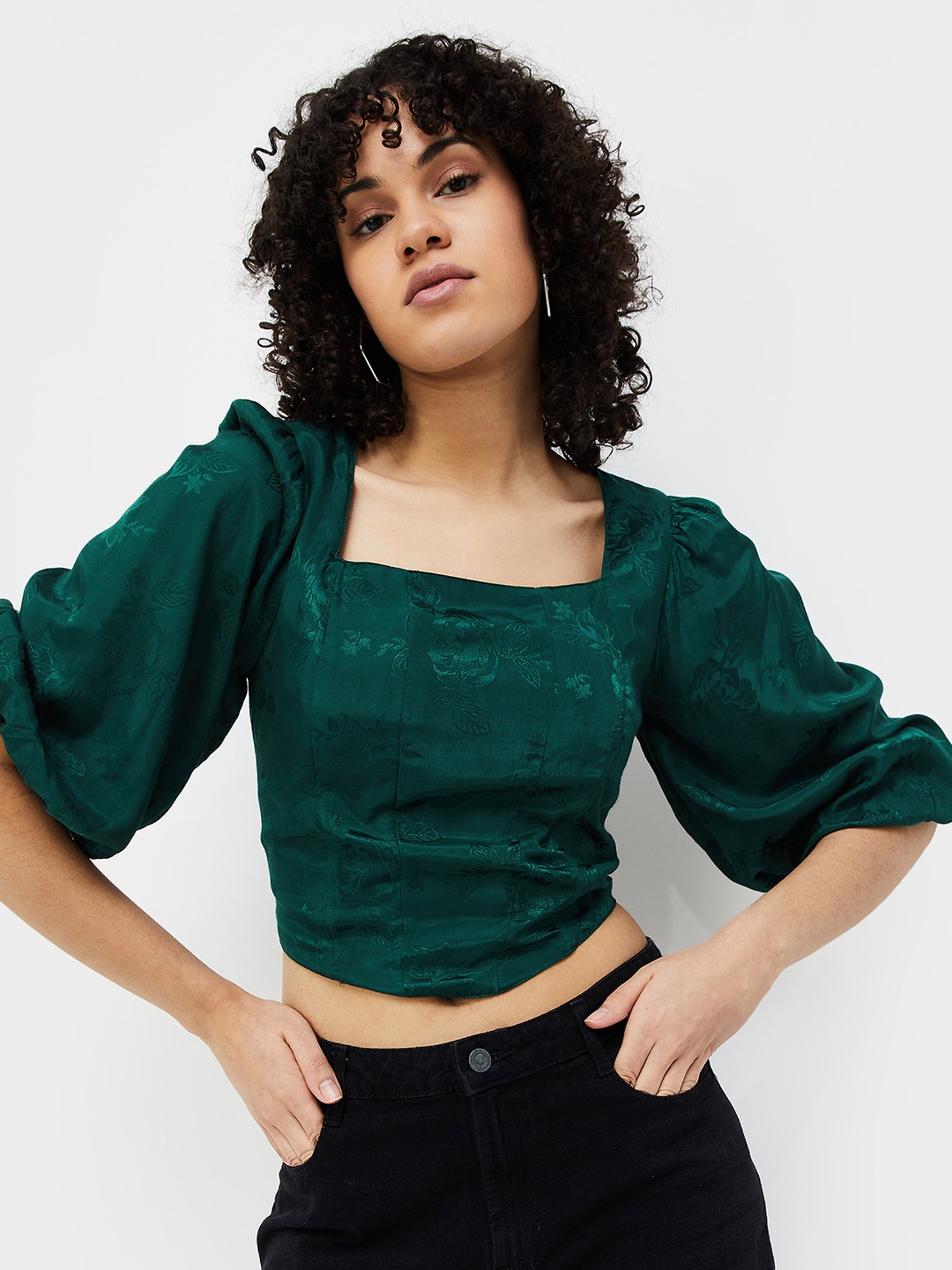 Ginger by Lifestyle Green Printed Crop Top