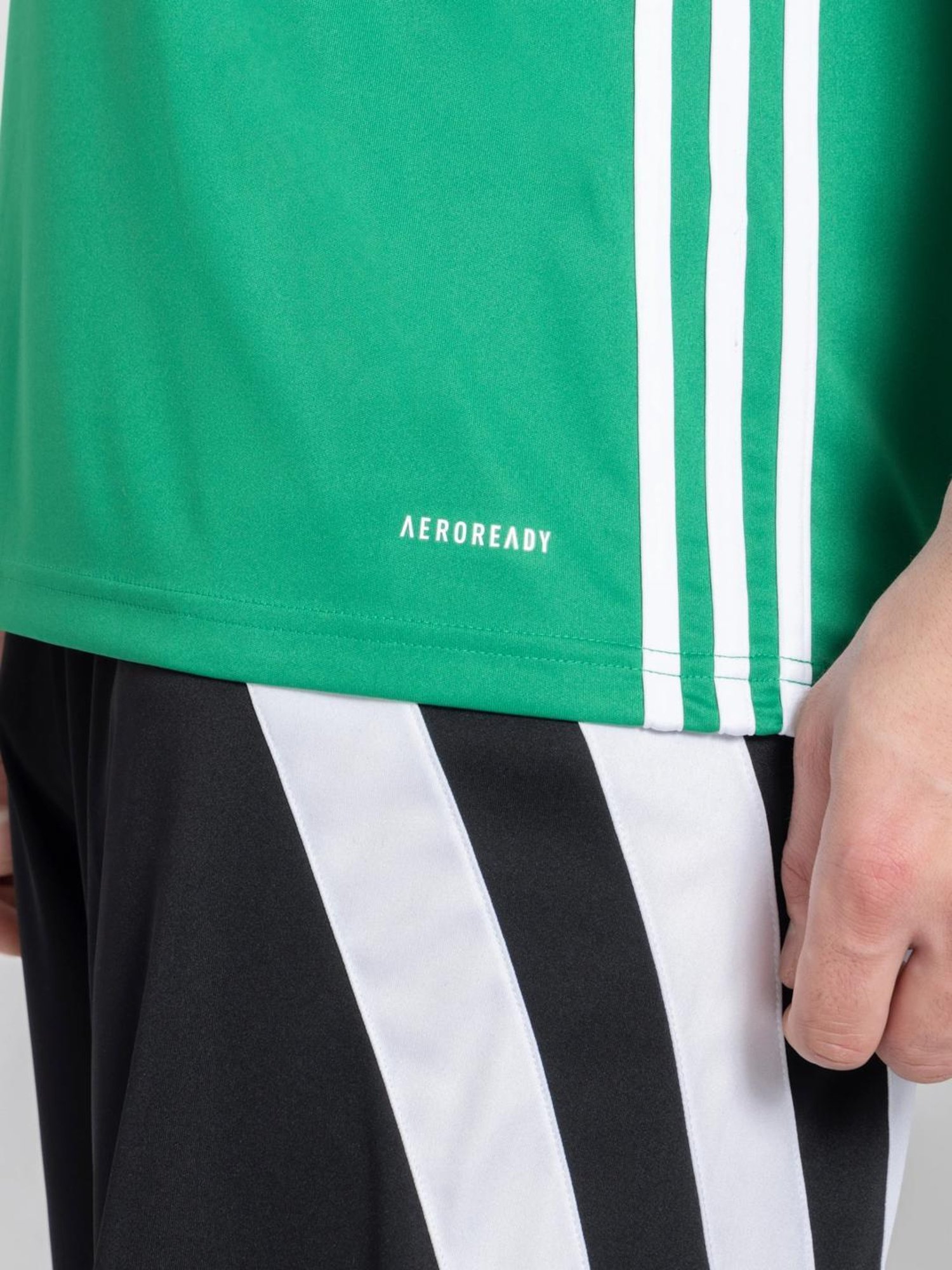 Columbia Black Regular Fit Sports T-Shirt