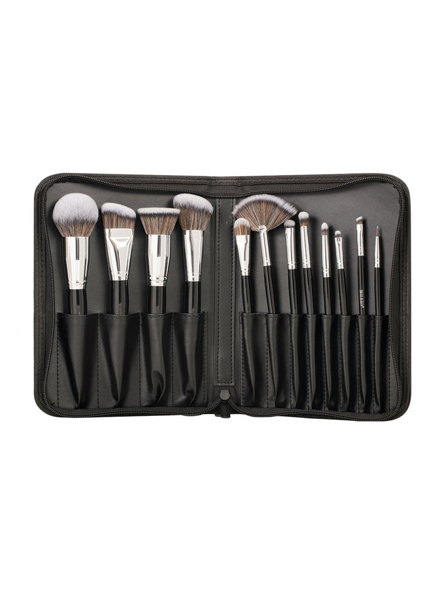 Sigma Beauty Multitask Brush Set