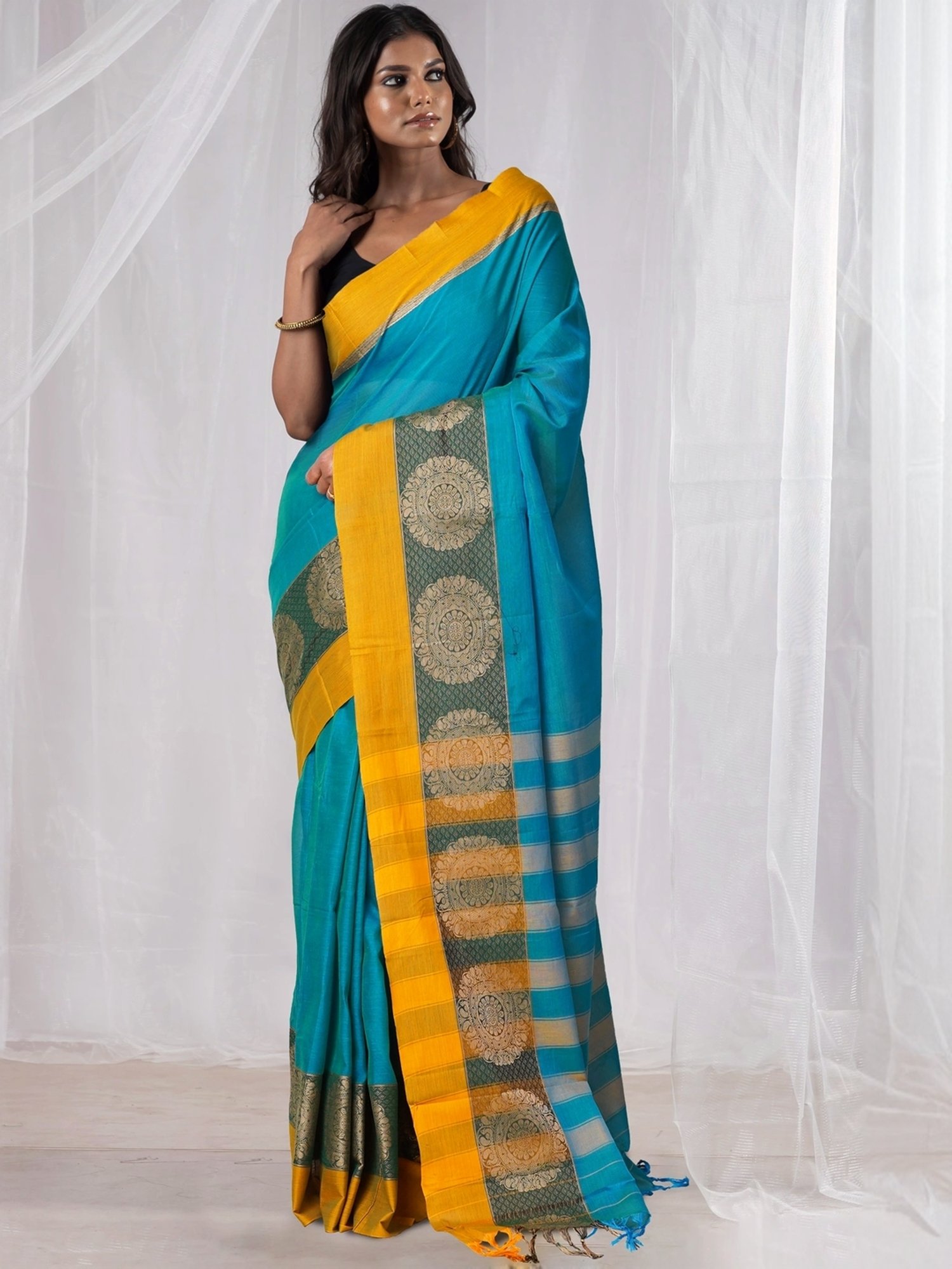 Unnati Silks Peacock Blue Cotton Woven Saree With Unstitched Blouse