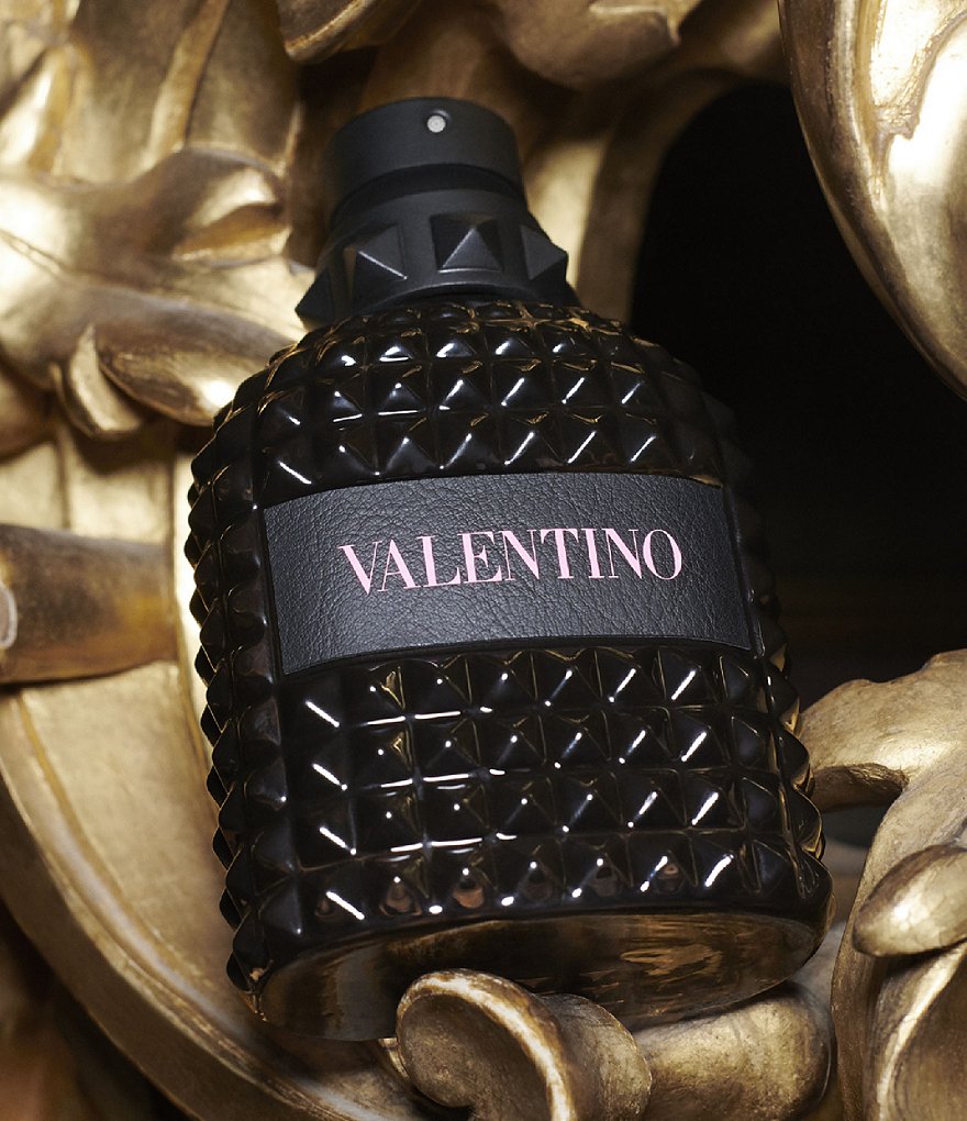 Valentino Uomo Born in Roma Eau de Toilette Spray