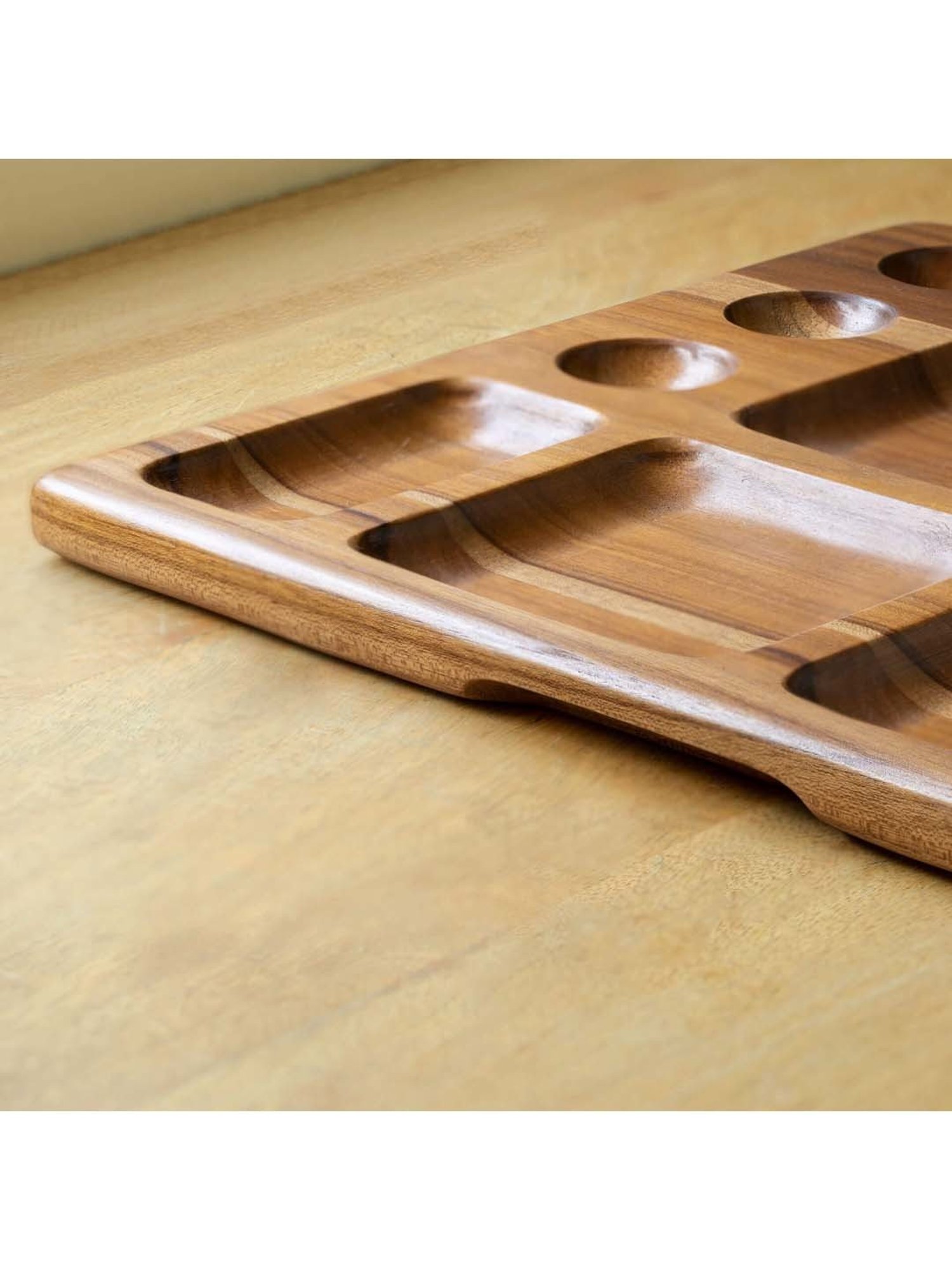 Ellementry Sous Brown Wood Multiutility Chef Platter - Set of 1