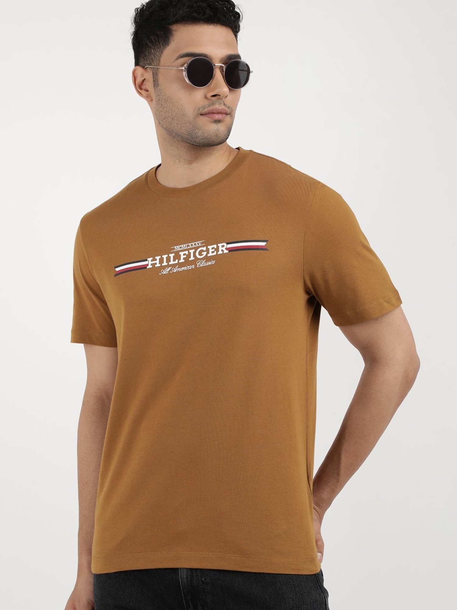 Tommy Hilfiger Country Brown Cotton Regular Fit Printed T-Shirt