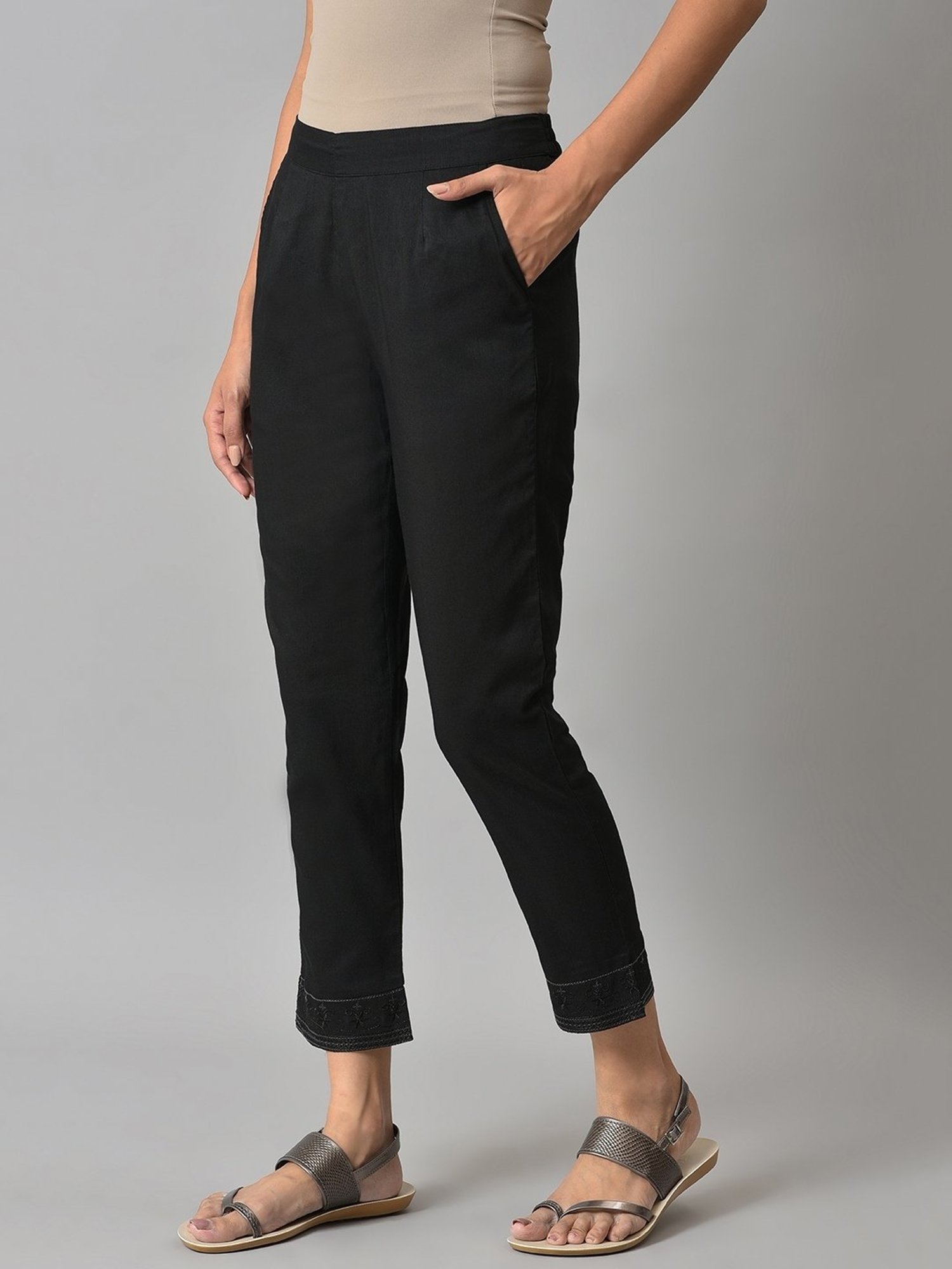Elleven from Aurelia Black Regular Fit Pants