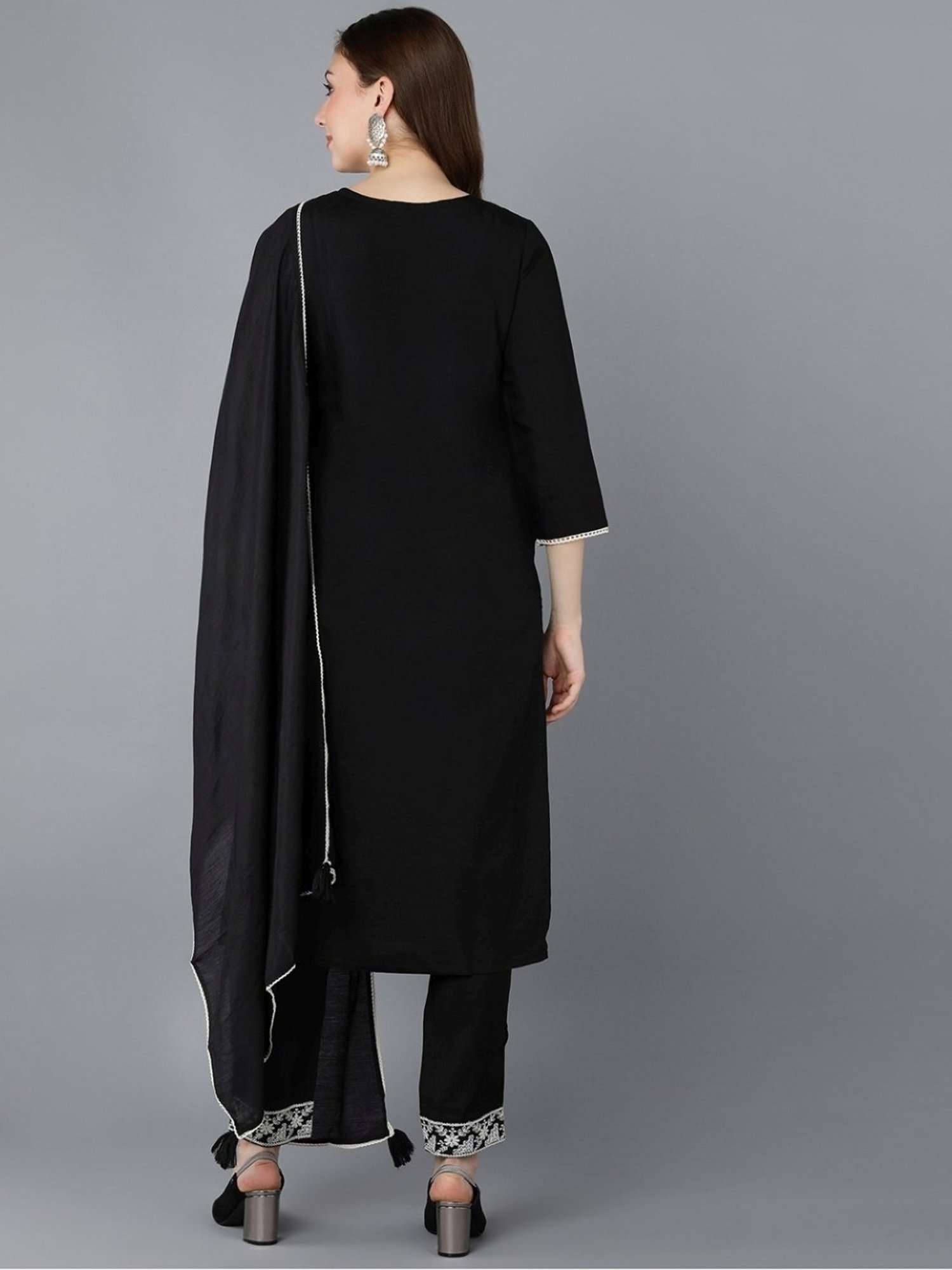 Vaamsi Black Embroidered Kurta Pant Set With Dupatta