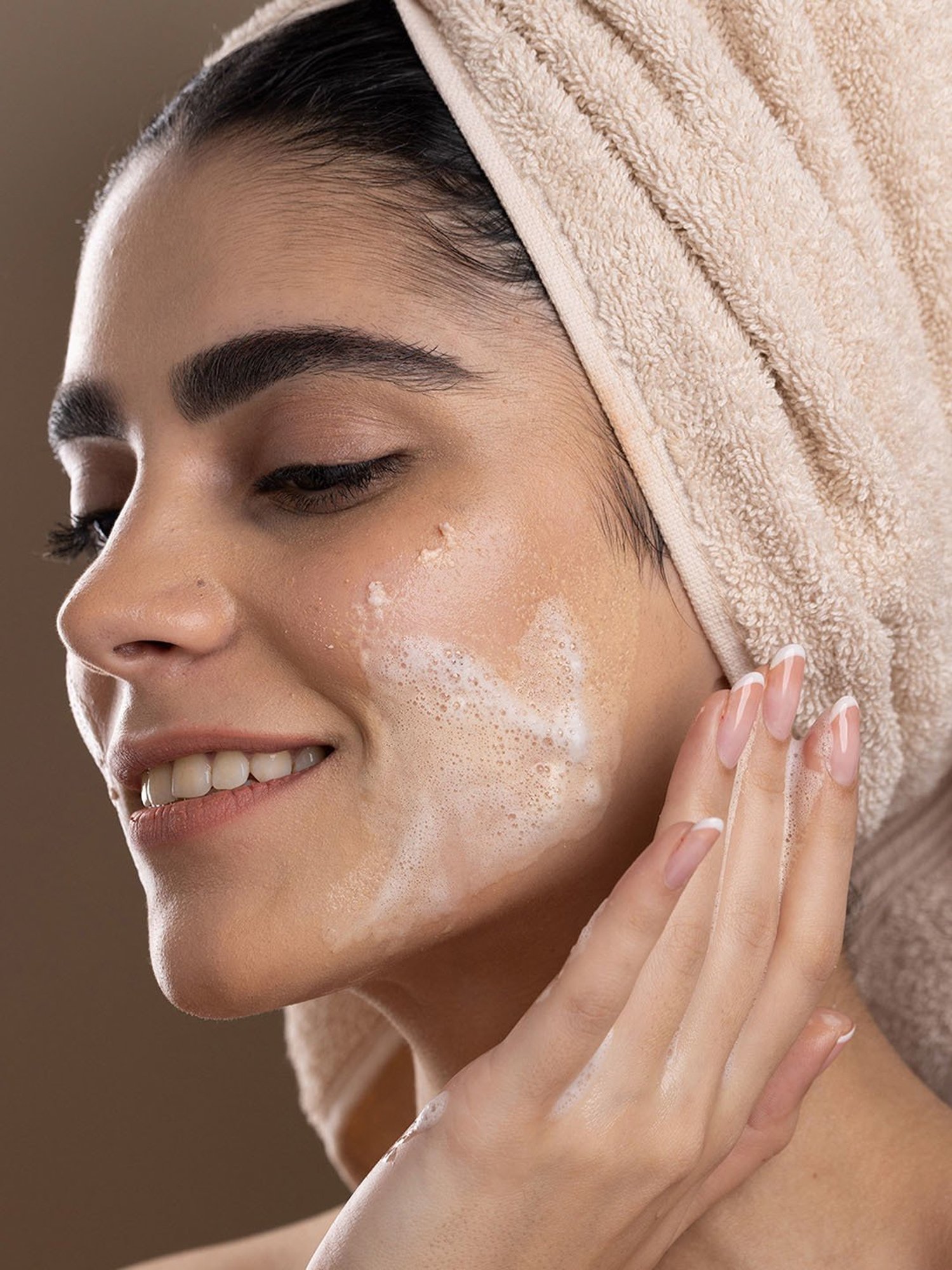 CLAYco Azuki Beans + Koji Rice Foaming Face Powder - 15 gm