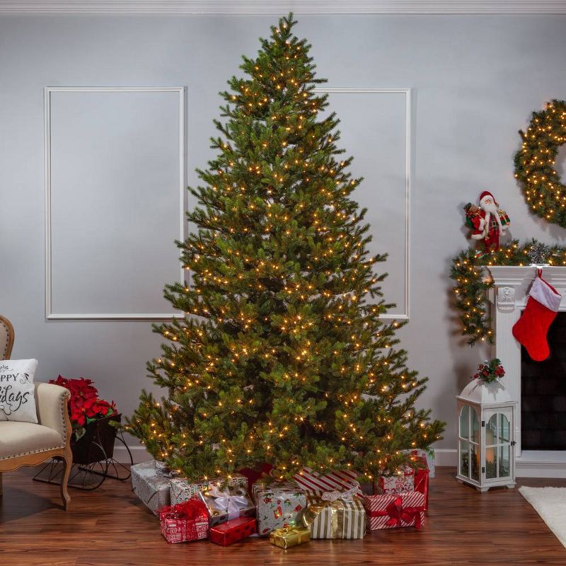 9ft Sterling Tree Company Full Natural Cut Rockford Pine with 1050 Clear Lights Artificial Christmas Tree