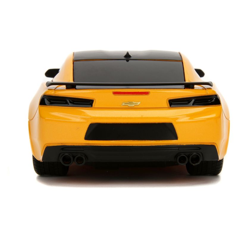 Jada Toys Hollywood Rides RC Transformers The Last Knight BumbleBee 2016 Chevy Camaro Remote Control Vehicle 1:16 Scale Glossy Yellow