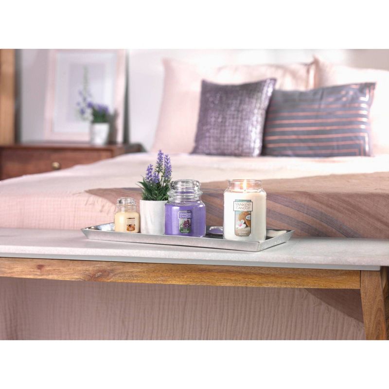 14.5oz Glass Jar Lilac Blossoms Candle - Yankee Candle