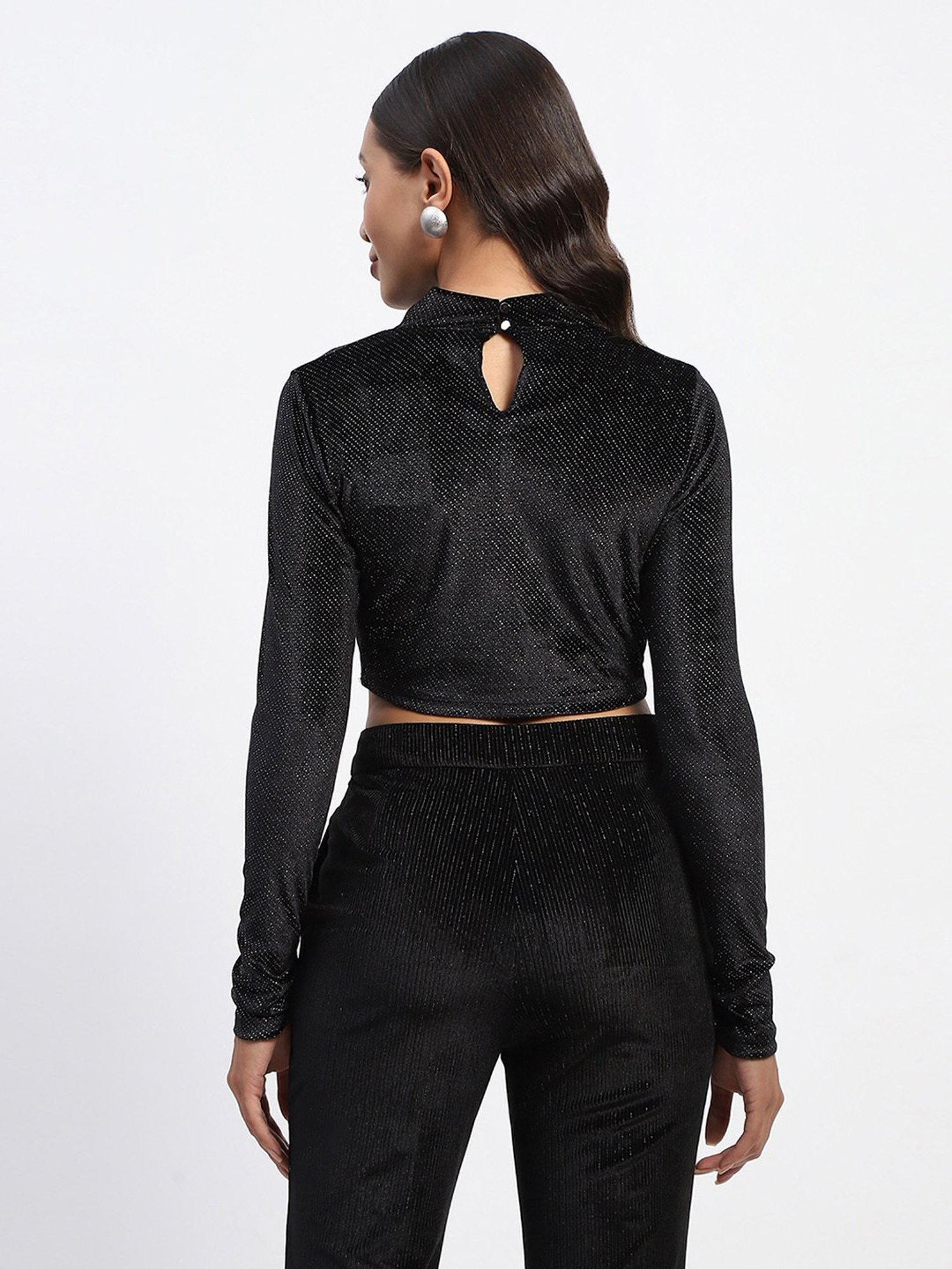 MADAME Black Cotton Textured Crop Top