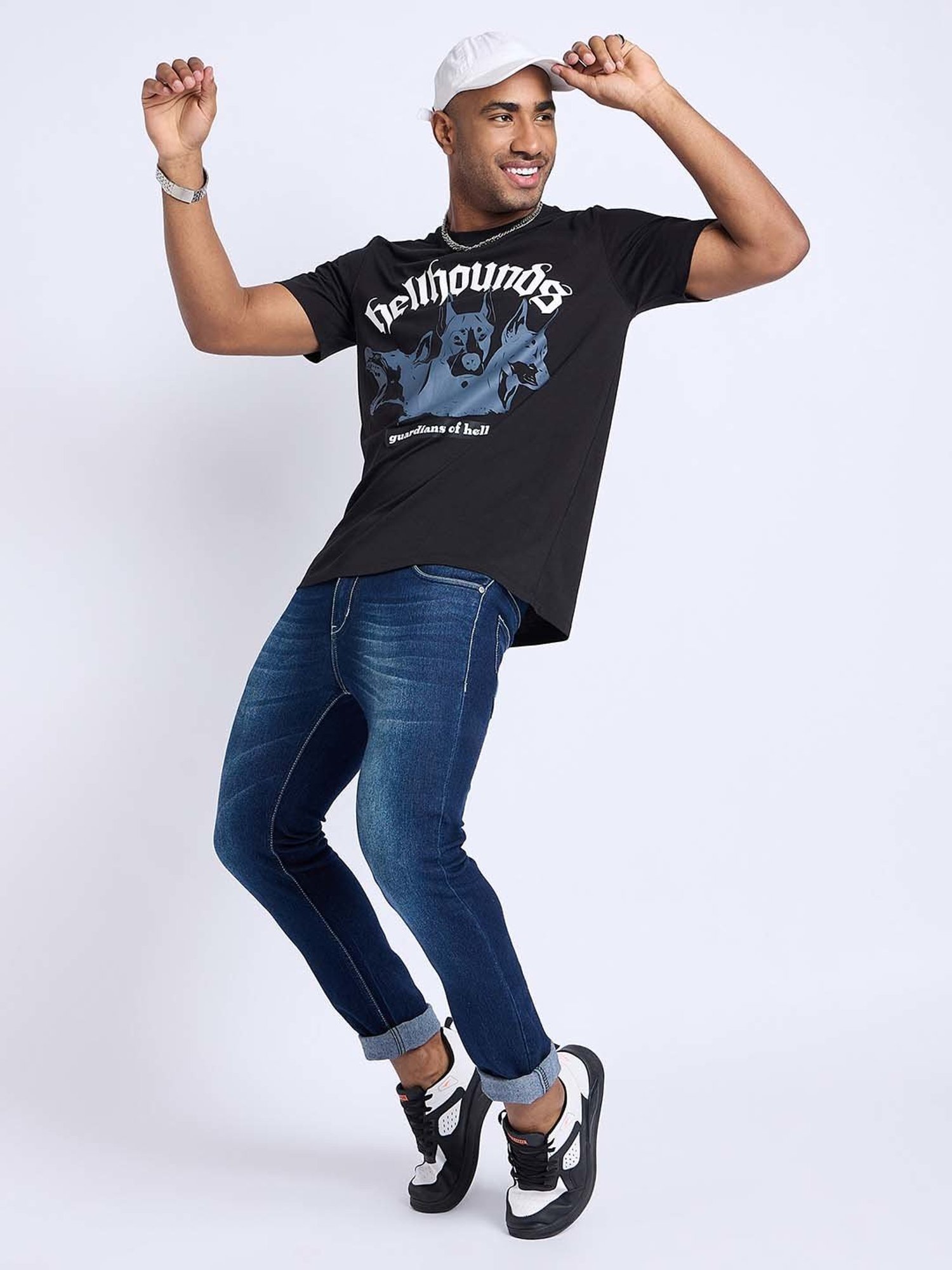 EDRIO Black Regular Fit Graphic Print Crew T-Shirt