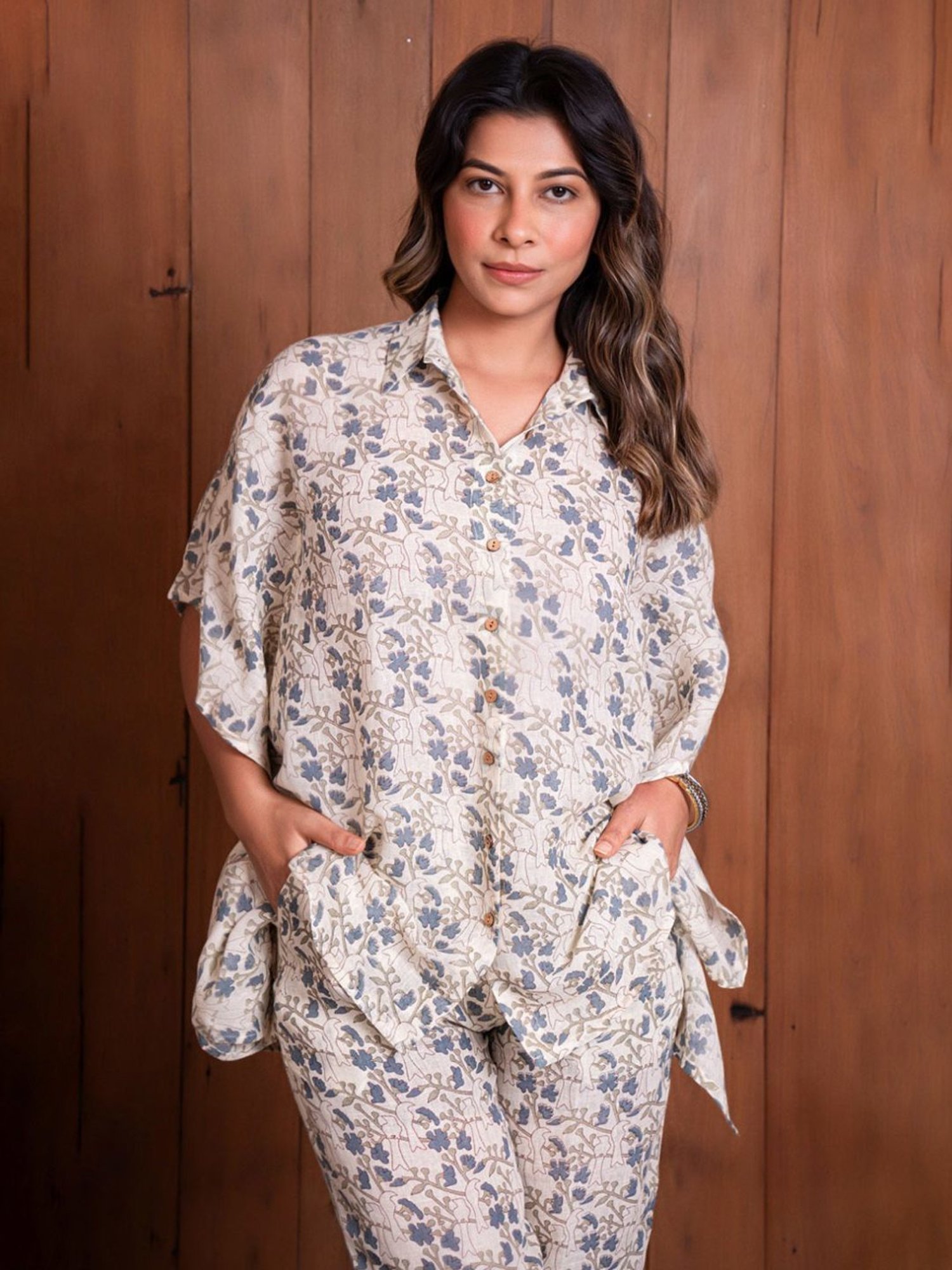 Eeshva India Off White Dove Print Linen Kaftan Style Shirt with Pant