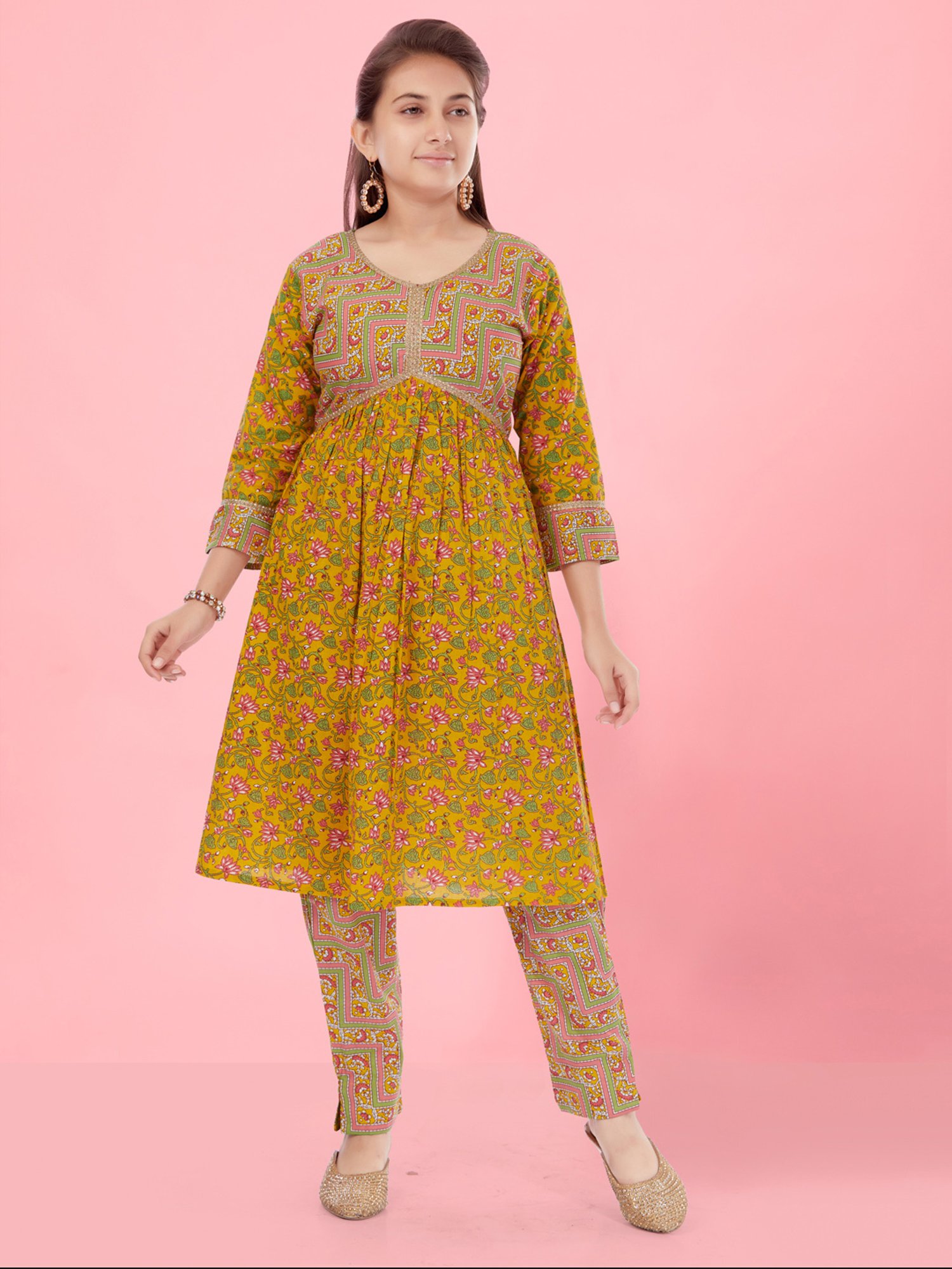 Aarika Girls Yellow Floral Print Kurti