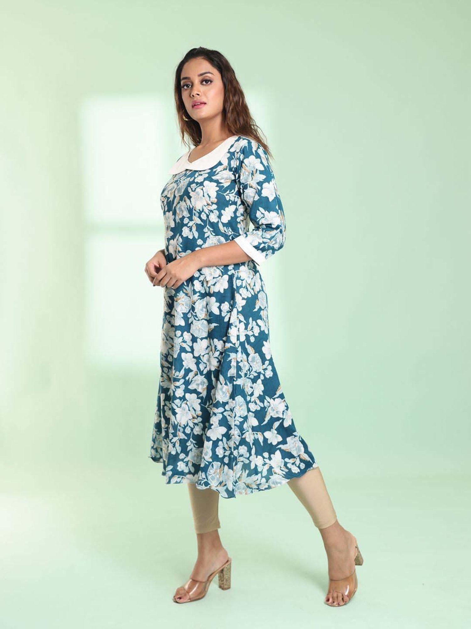 CHARUKRITI Blue Printed A Line Kurta