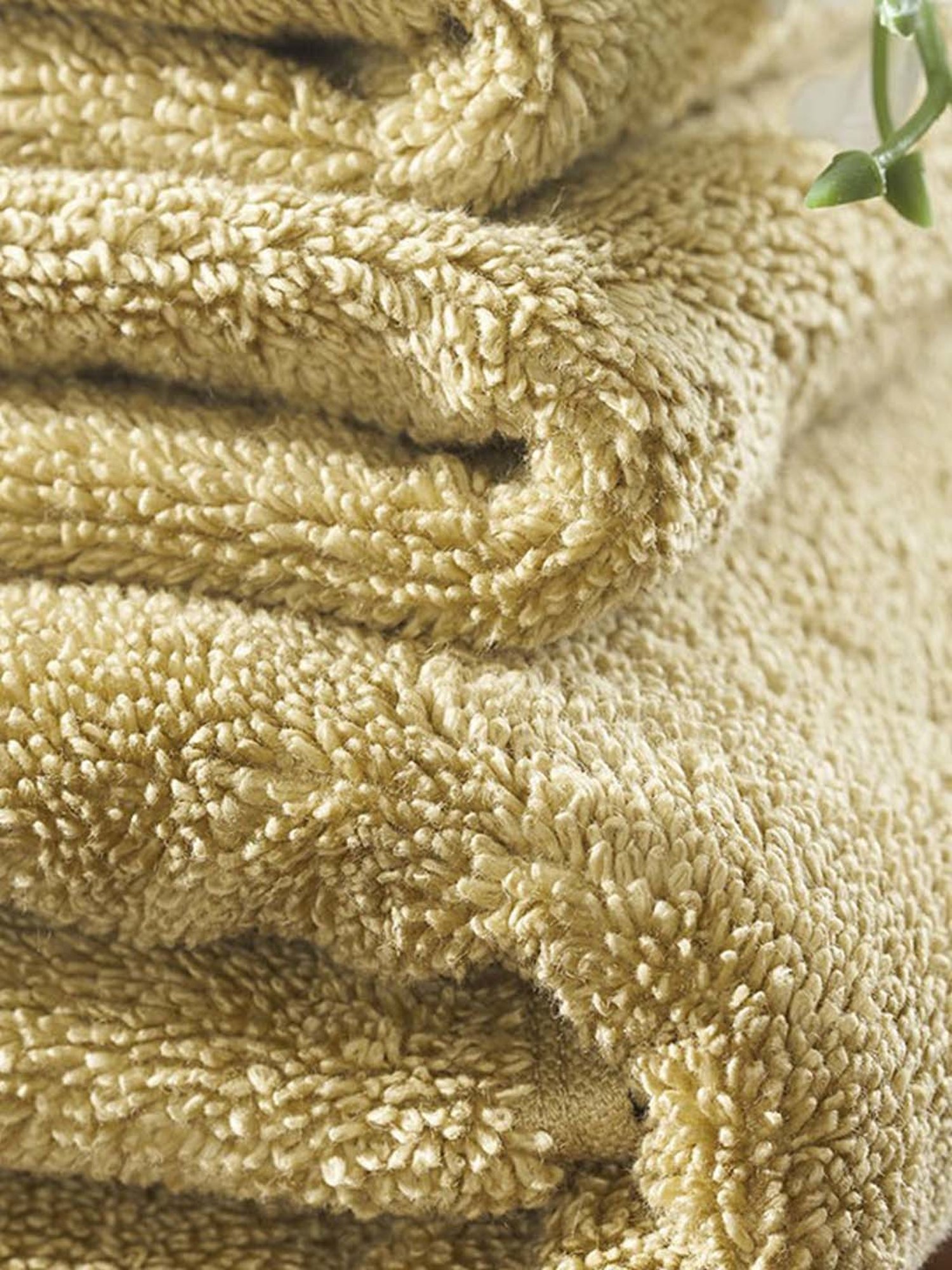 DDECOR Live Beautiful Lime Yellow Cotton 625 GSM Hand Towel - Set of 1