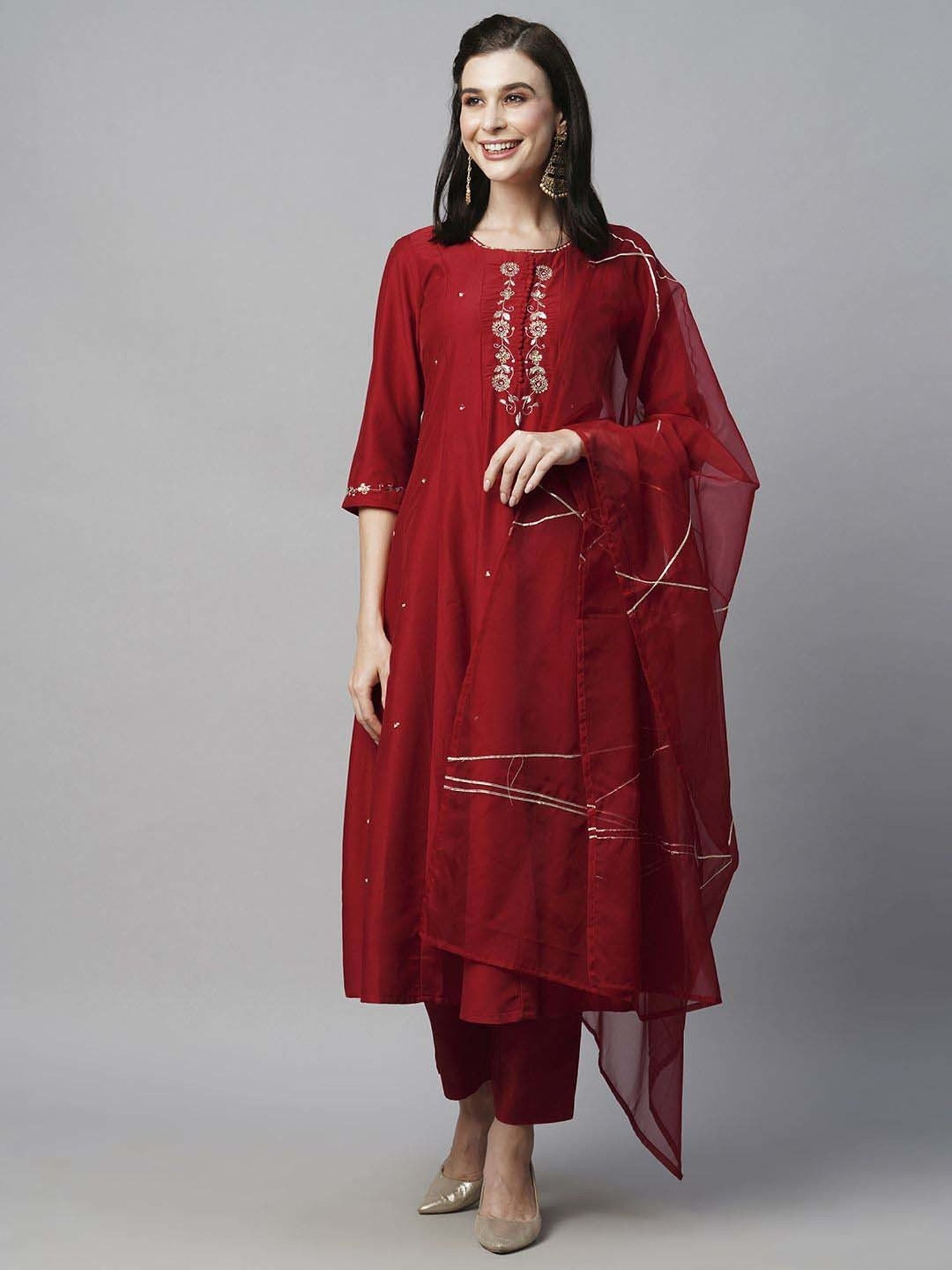Heeposh Red Embroidered Kurta Pant Set With Dupatta