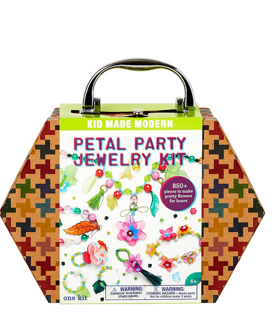 Melissa & Doug Abby & Emma Magnetic Wooden Dress-Up Doll Set