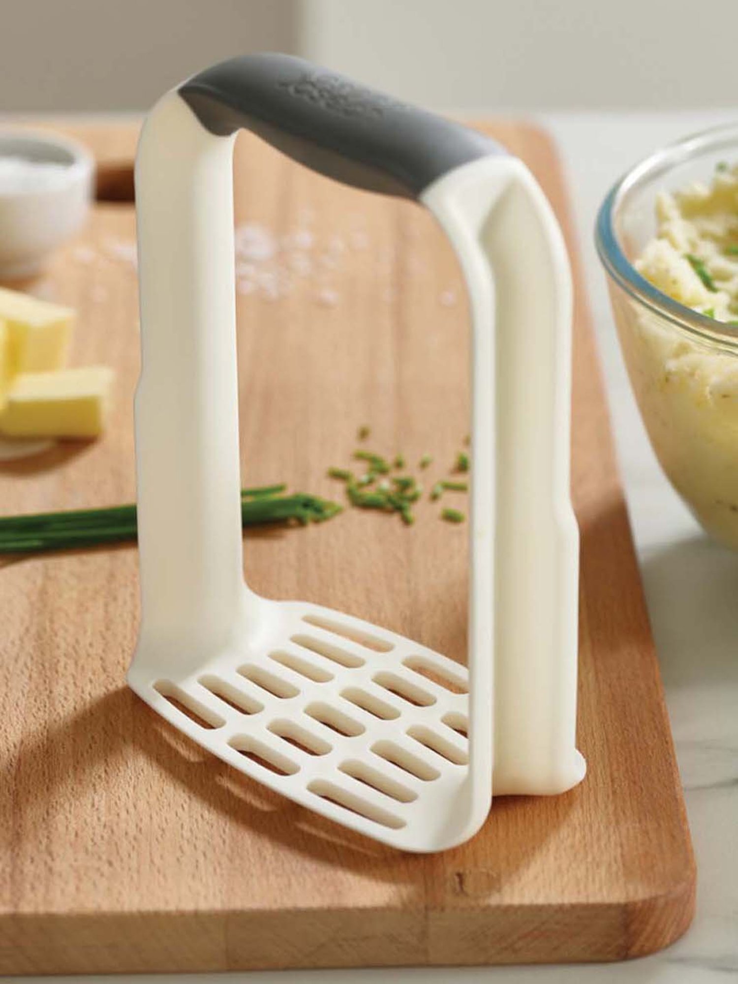 JOSEPH JOSEPH White Polypropylene 12 cm Potato Masher - Set of 1