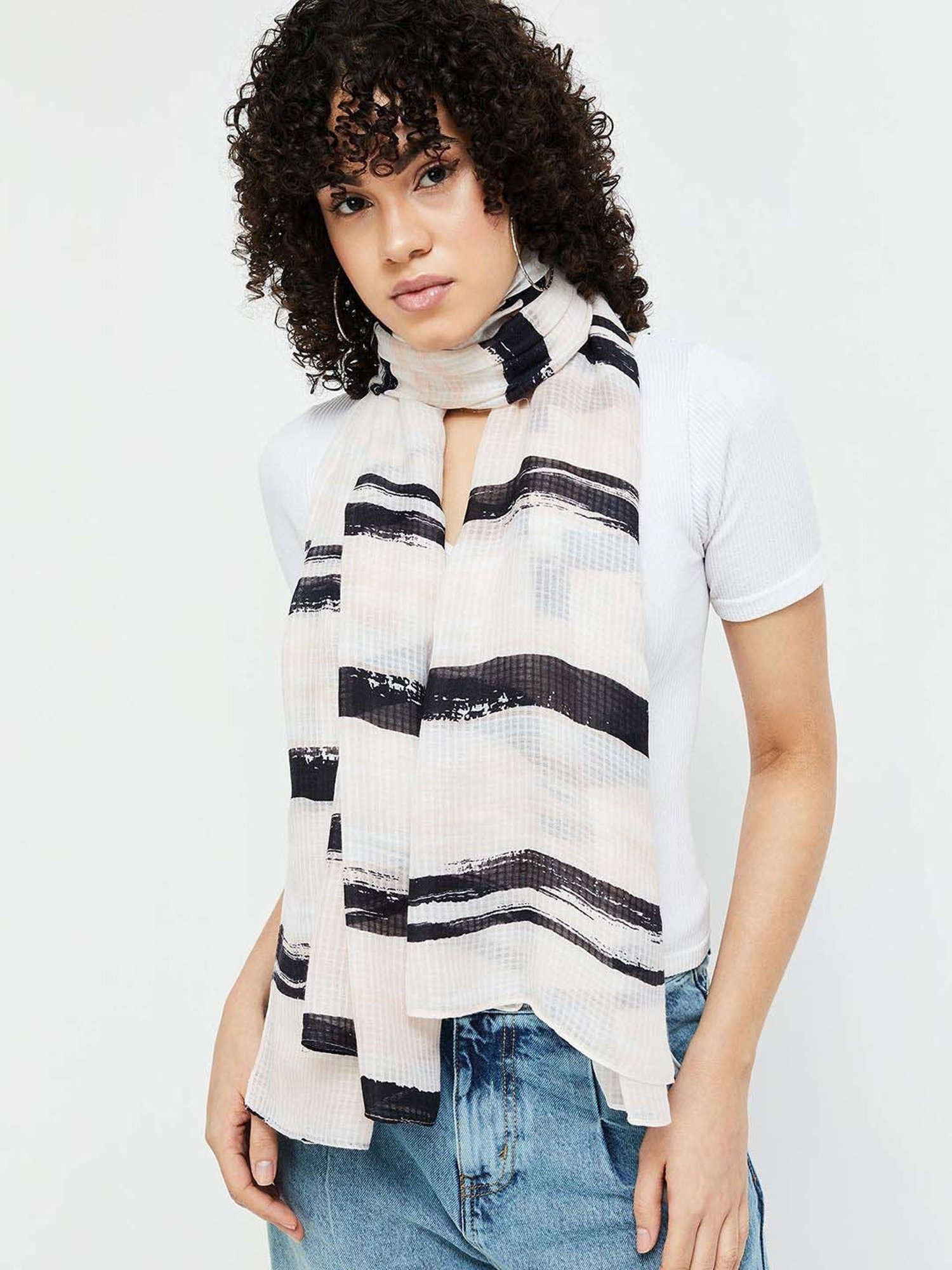 Ginger by Lifestyle White & Black Cotton Printed Stole