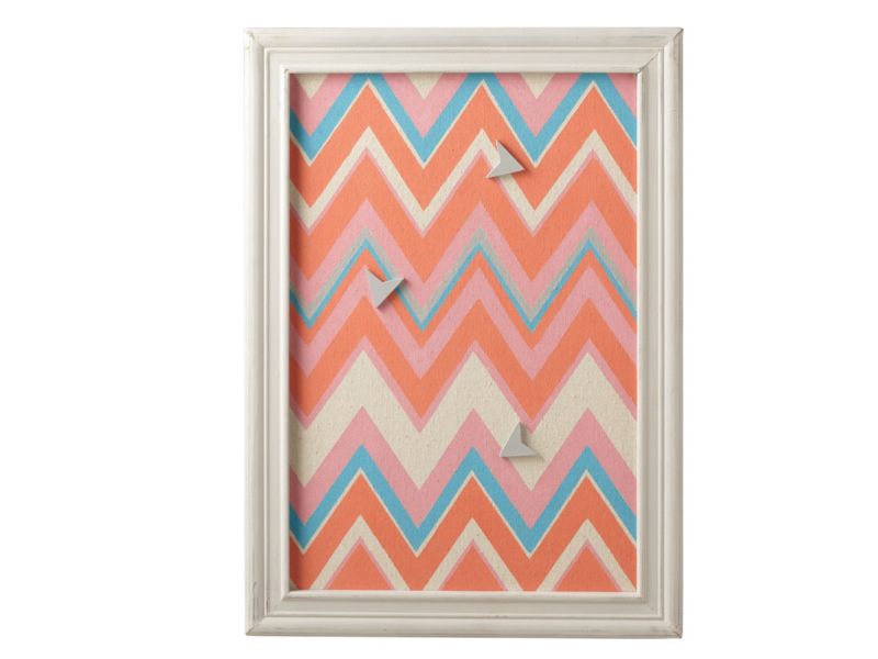 Ganz 24" Petit Bazaar Decorative Multicolored Zig-Zag Magnet Board with 3 Arrow Magnets